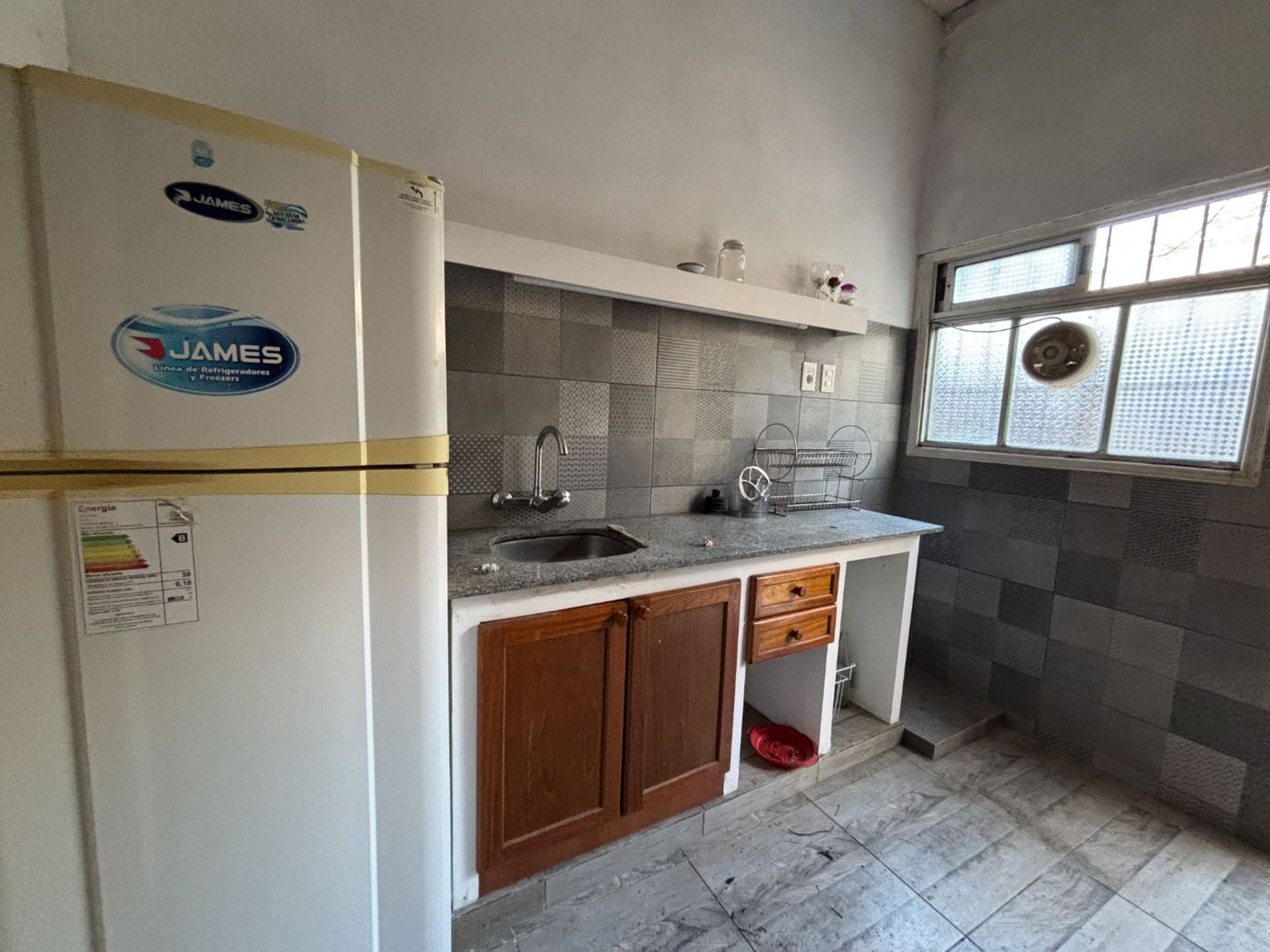 Alquiler casa 1 dormitorio con LOCAL en Pando - 10