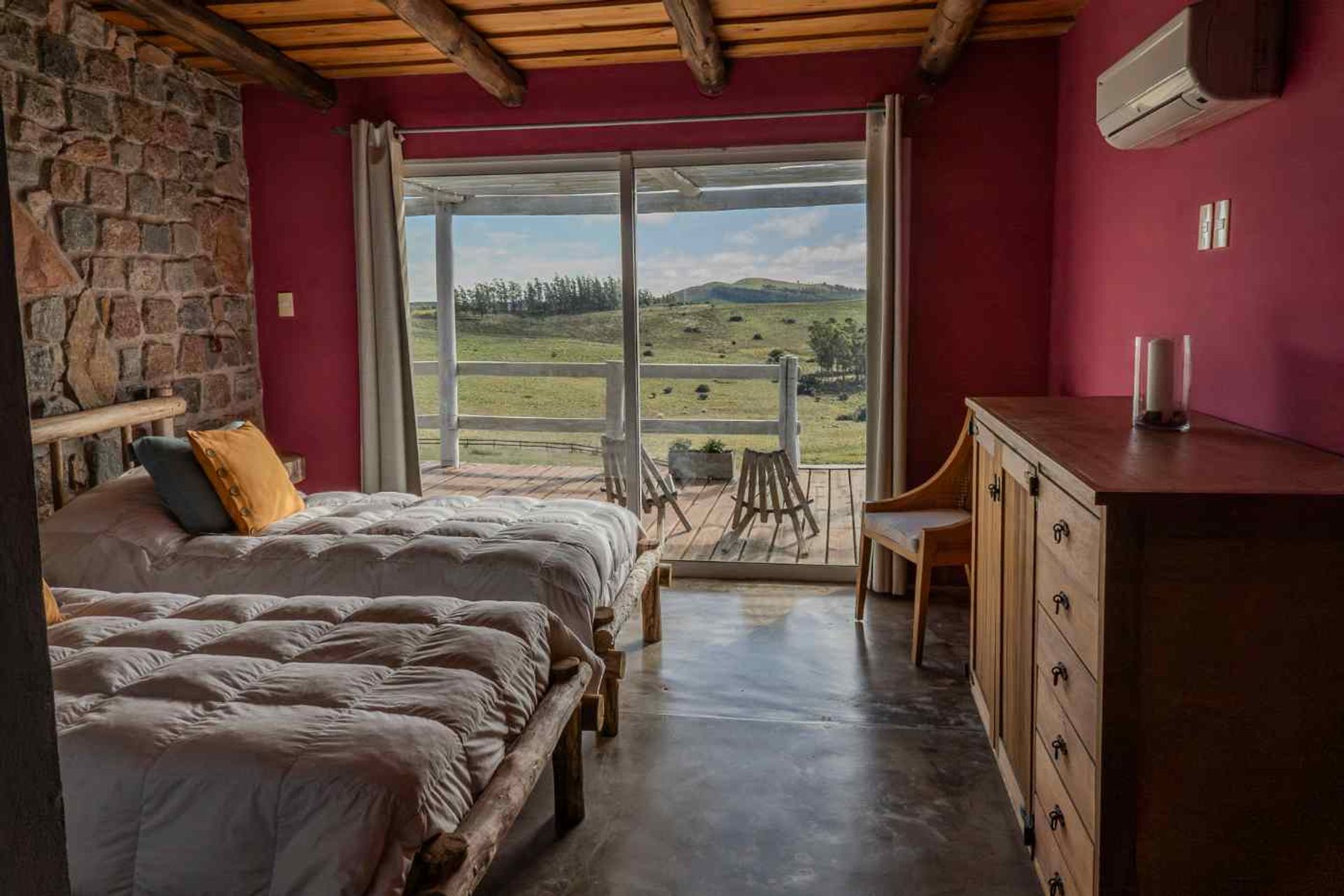 VENTA EMPRENDIMIENTO TURISTICO 52 HA - 15