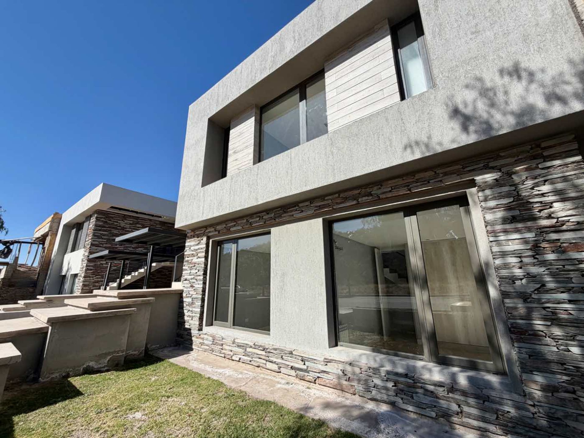 Casa en Alquiler en Las Heras, Mendoza