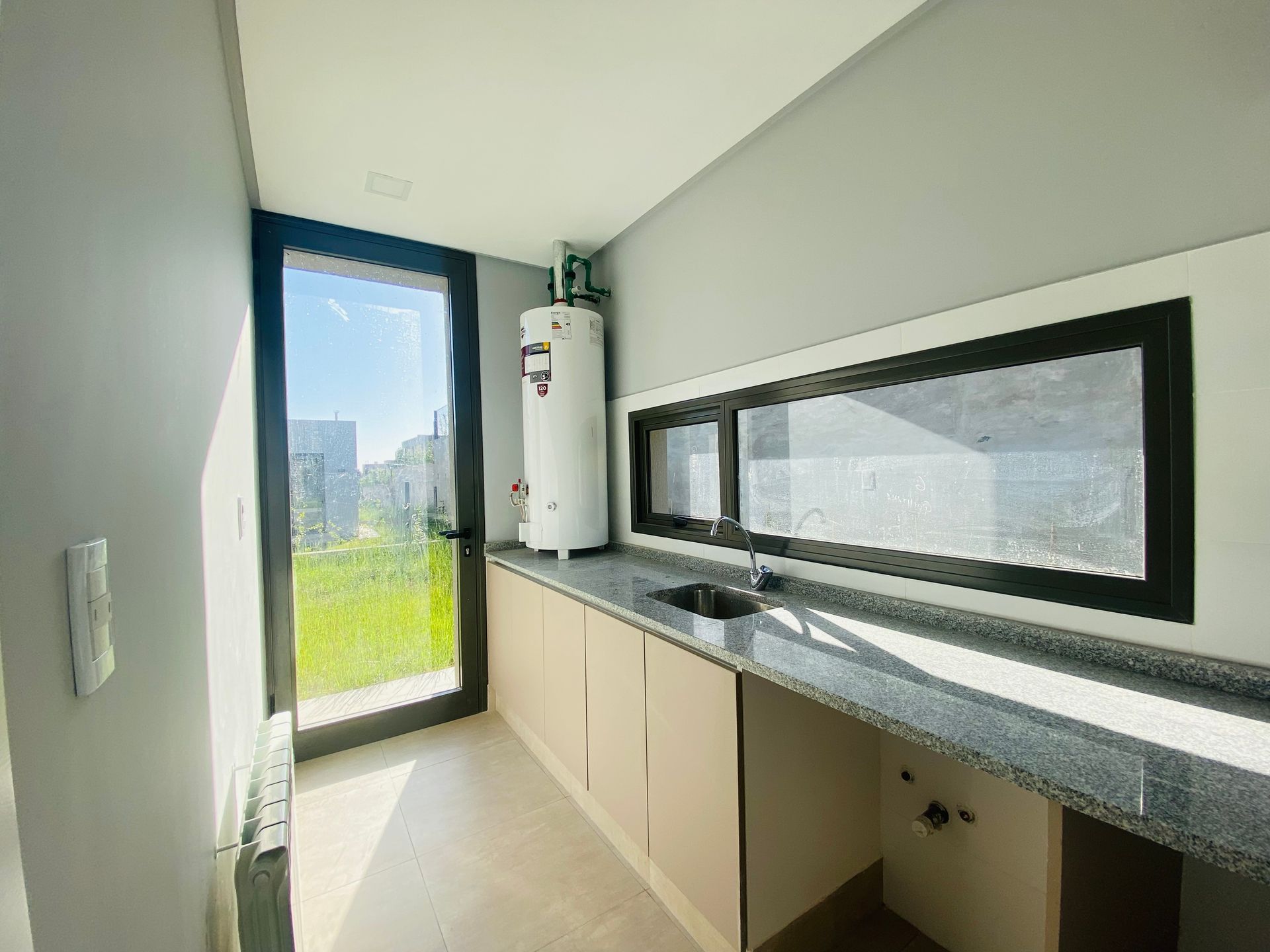 Casa en Alquiler en Las Heras, Mendoza - USD 1.600 | Inmoup - 8