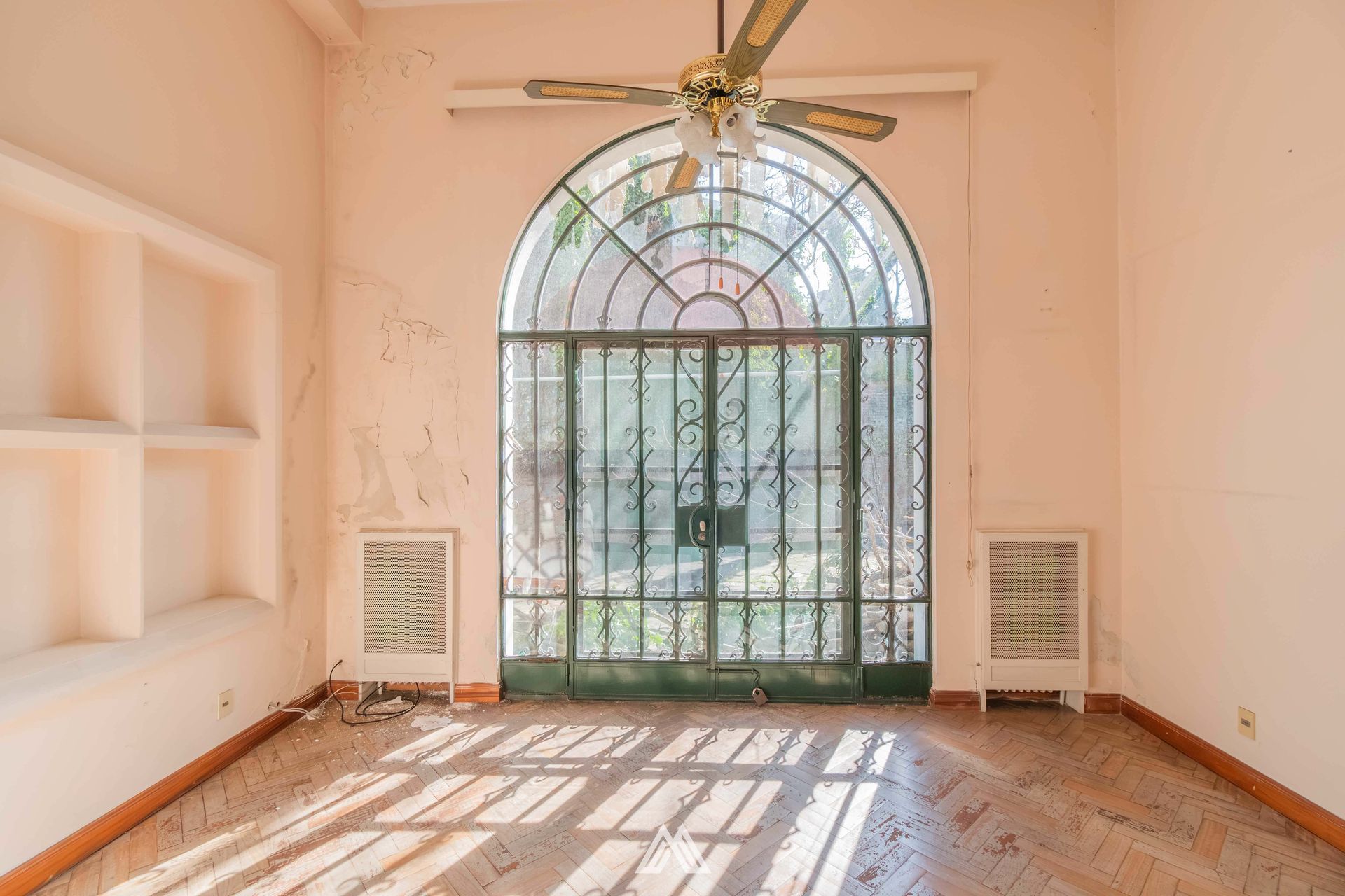 Venta Casa Ex-Embajada Polonia en Parque Batlle - 8