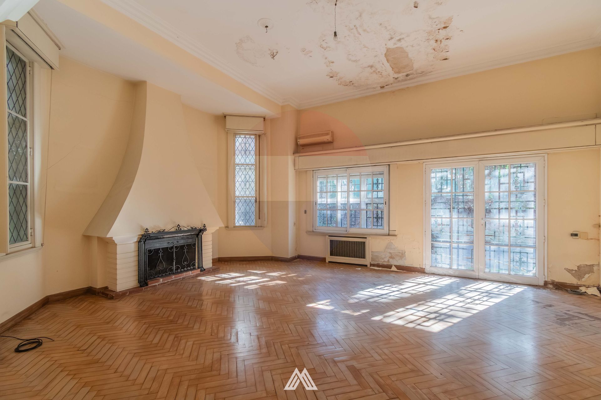 Venta Casa Ex-Embajada Polonia en Parque Batlle - 13