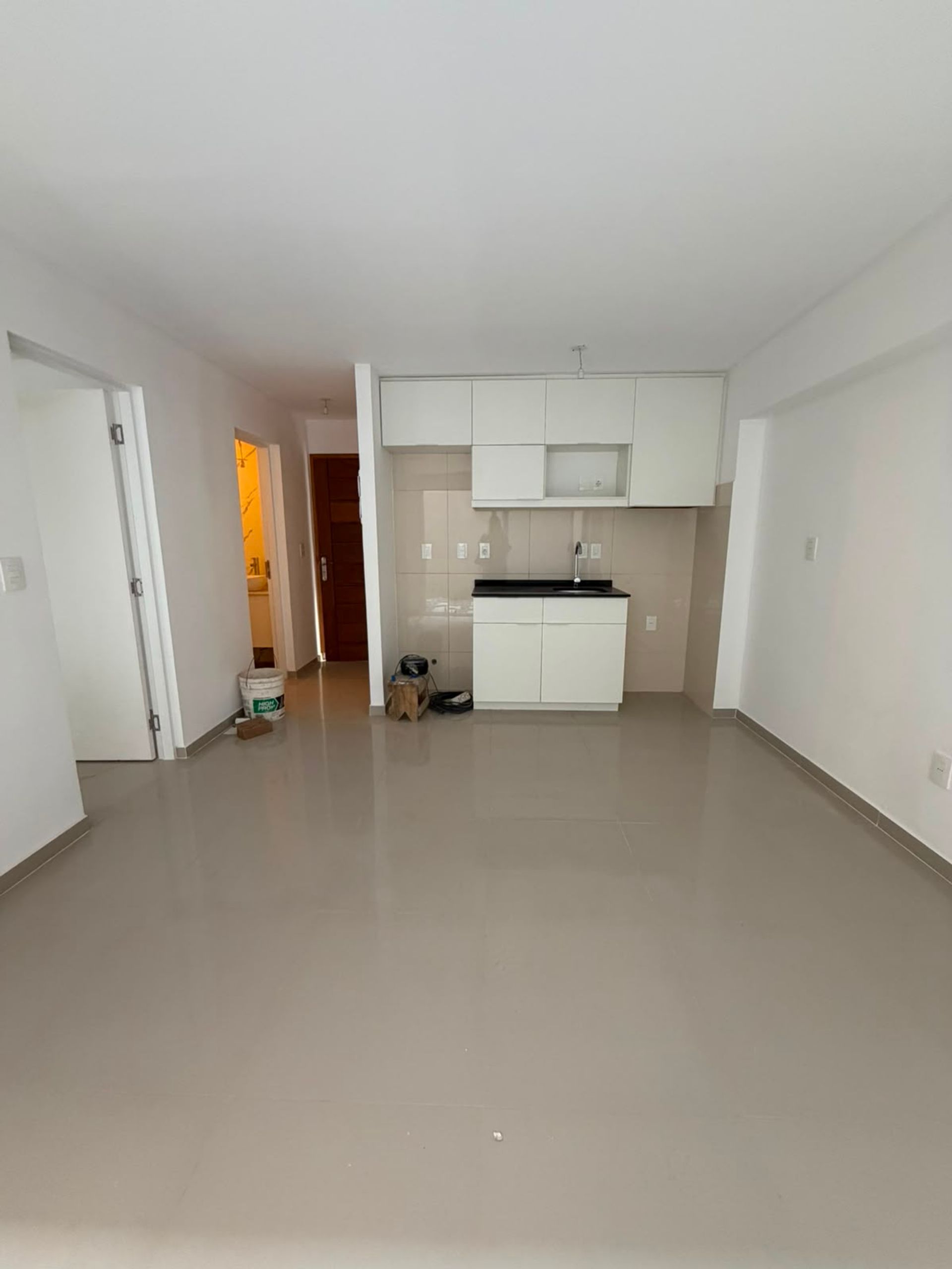 Venta monoambiente nuevo Isla de Flores y Frugoni - 9
