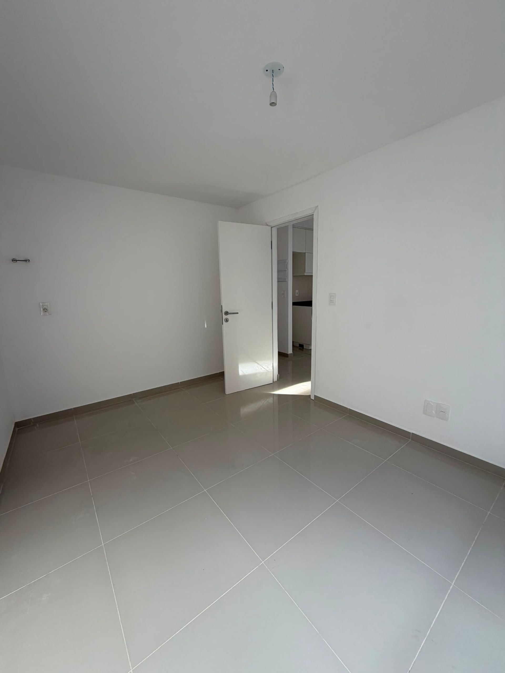 Venta monoambiente nuevo Isla de Flores y Frugoni - 15