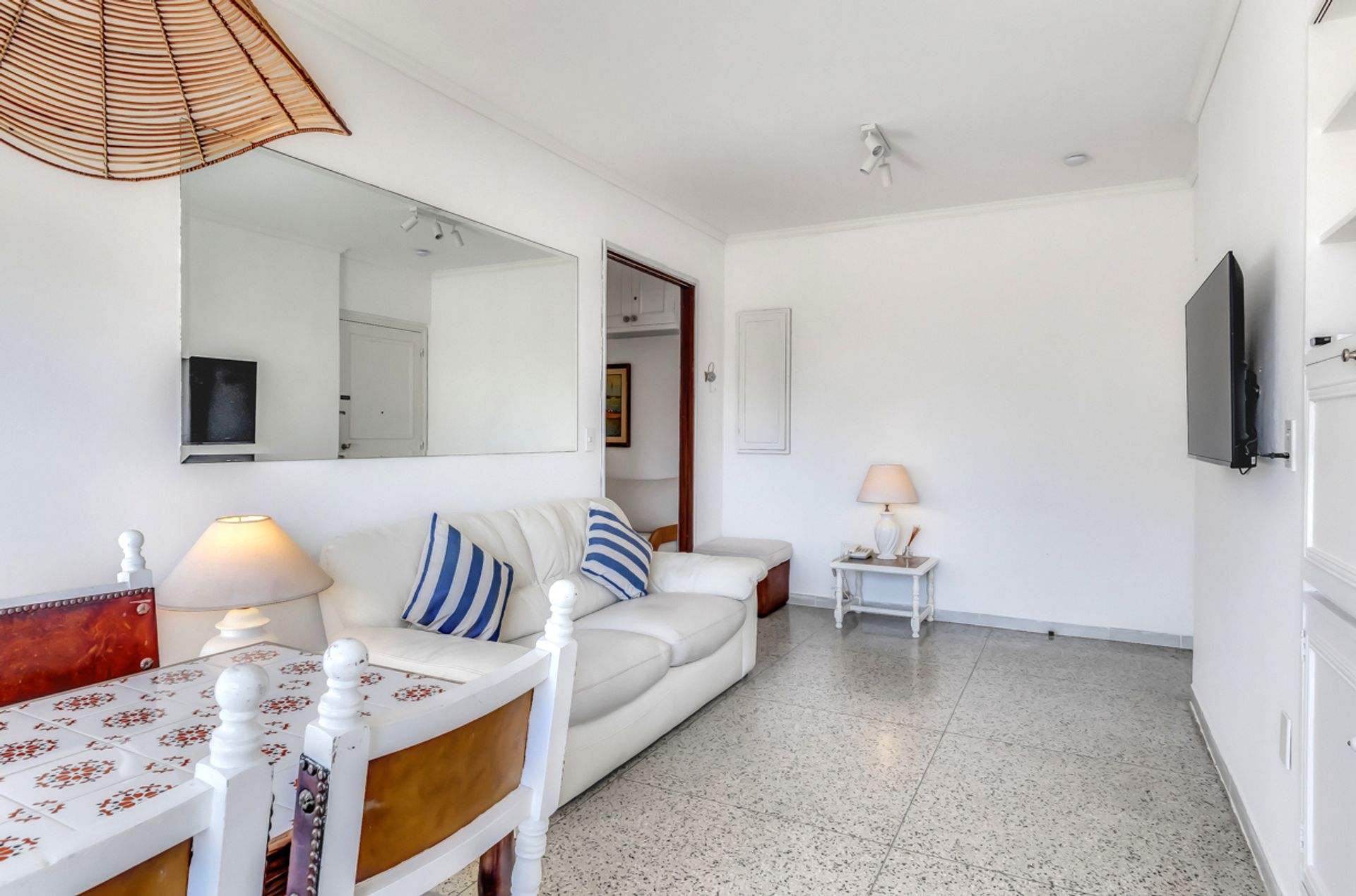 VENTA APARTAMENTO GARAJE AIDY GRILL PUNTA DEL ESTE - 5