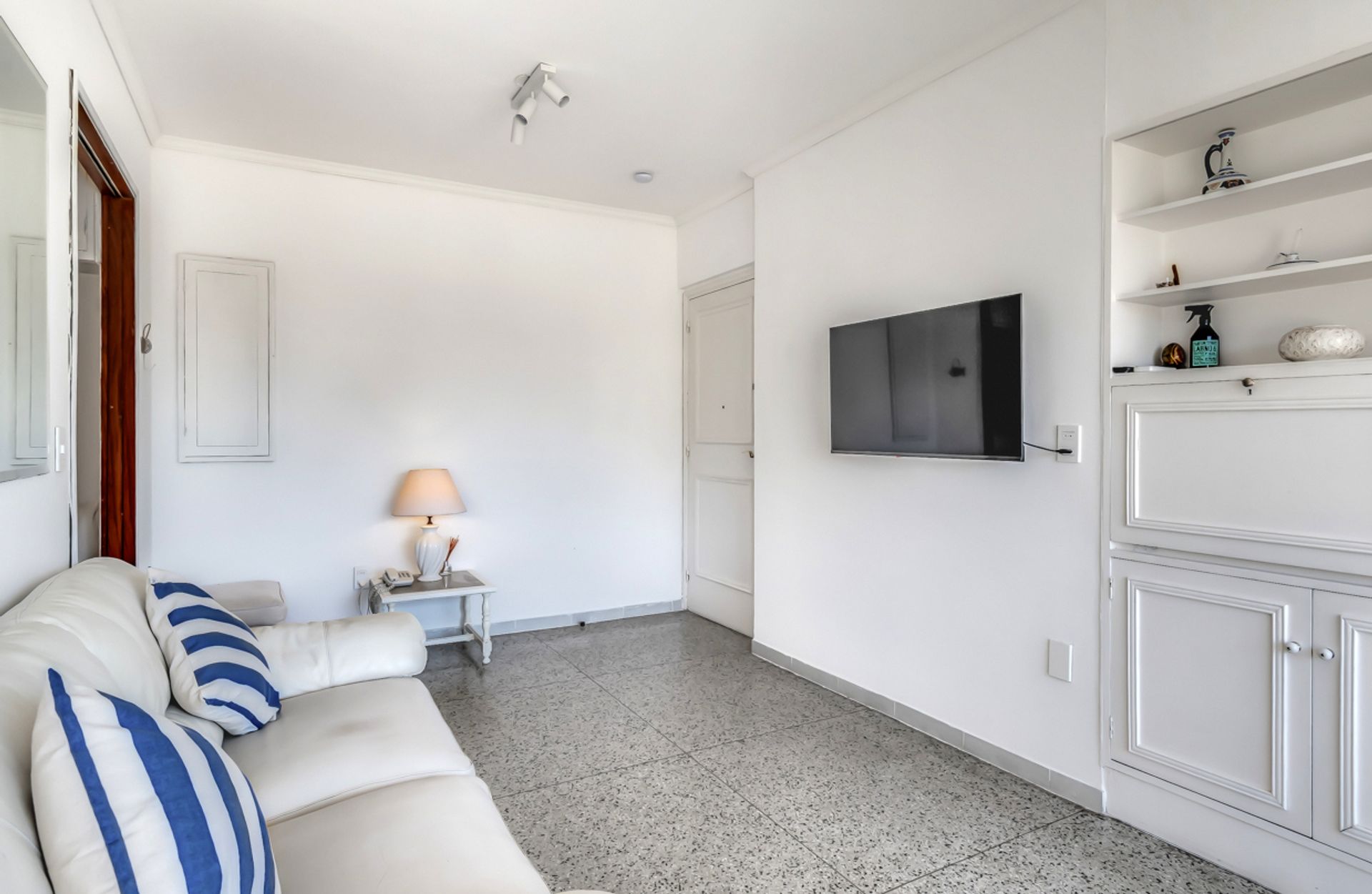 VENTA APARTAMENTO GARAJE AIDY GRILL PUNTA DEL ESTE - 3