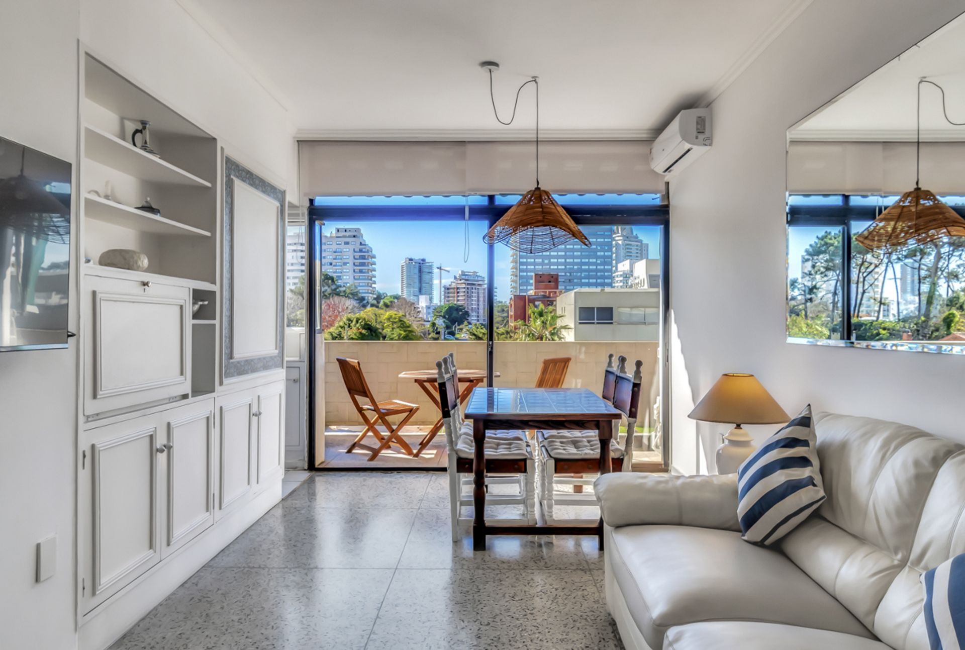 VENTA APARTAMENTO GARAJE AIDY GRILL PUNTA DEL ESTE - 4