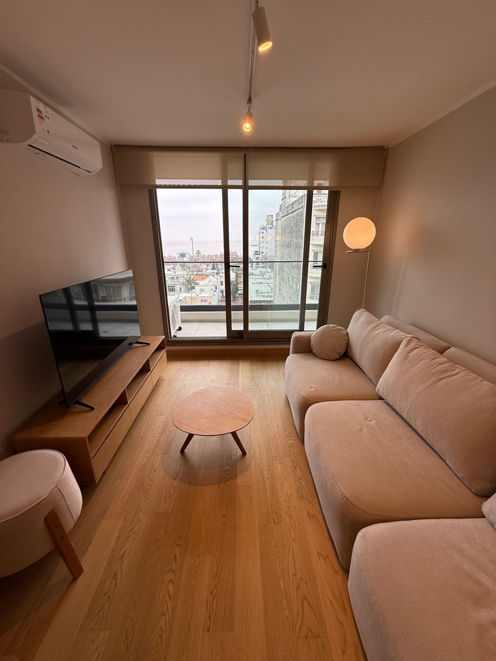 Alquila apartamento Parque Rod&oacute; 1 dormitorio - 2