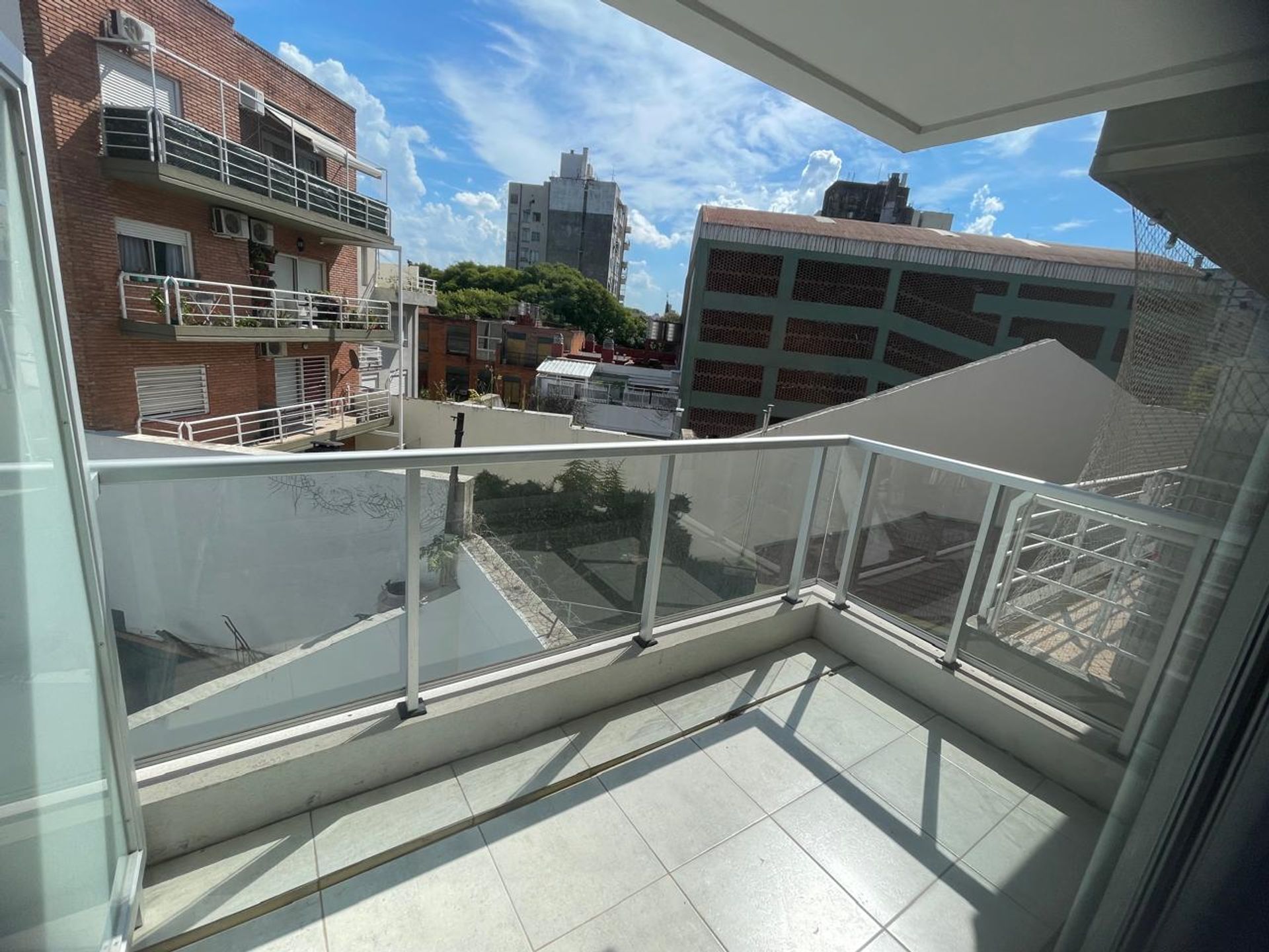 VENTA MONOAMB CON BALCON ENTREGA MARZO 2025 - 4