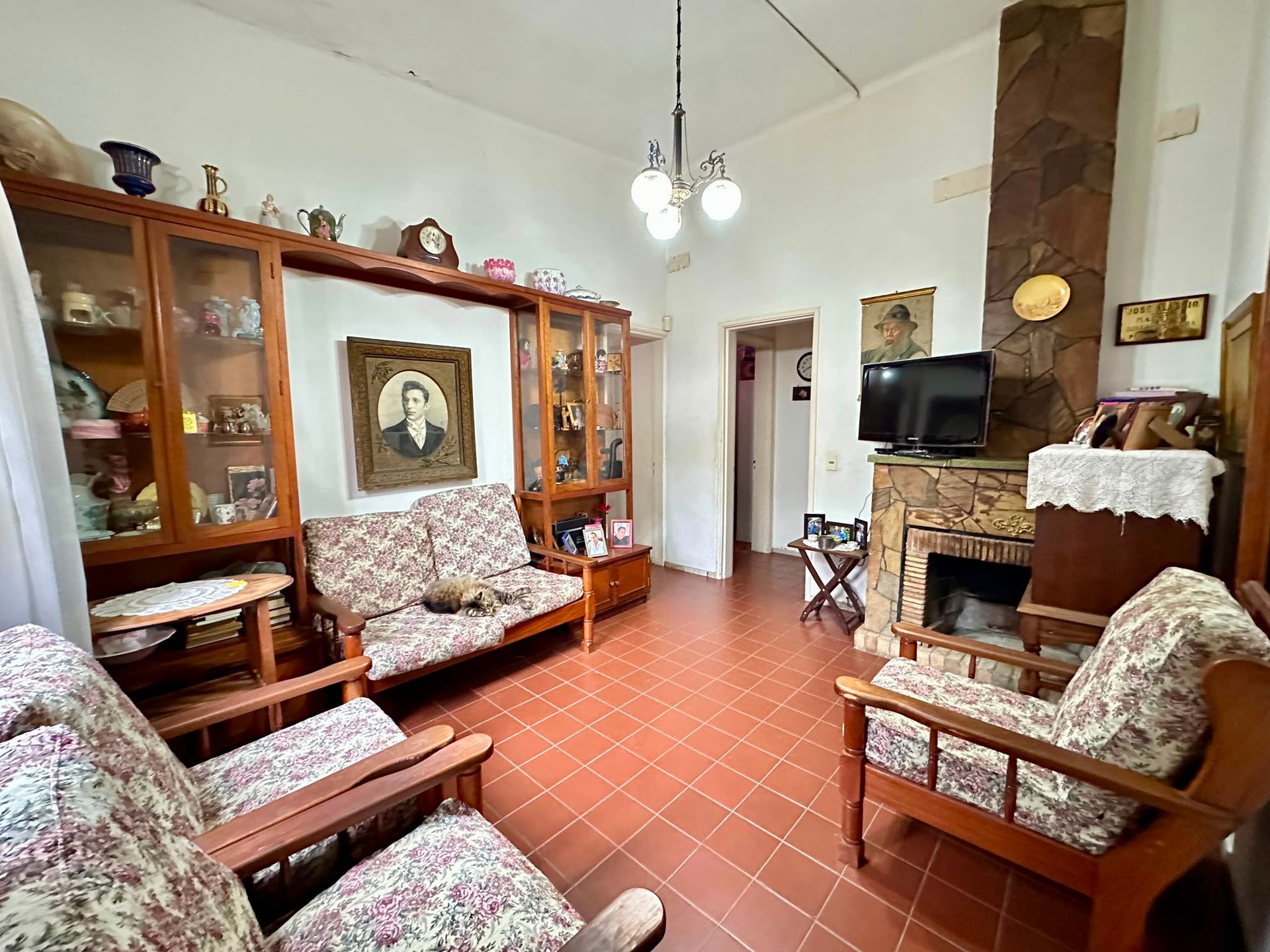GRAN CASA EN VENTA 5 DORMITORIOS - 6