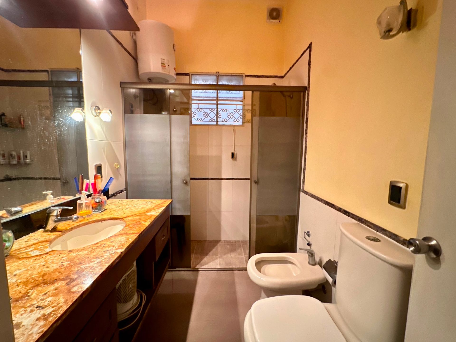 GRAN CASA EN VENTA 5 DORMITORIOS - 11