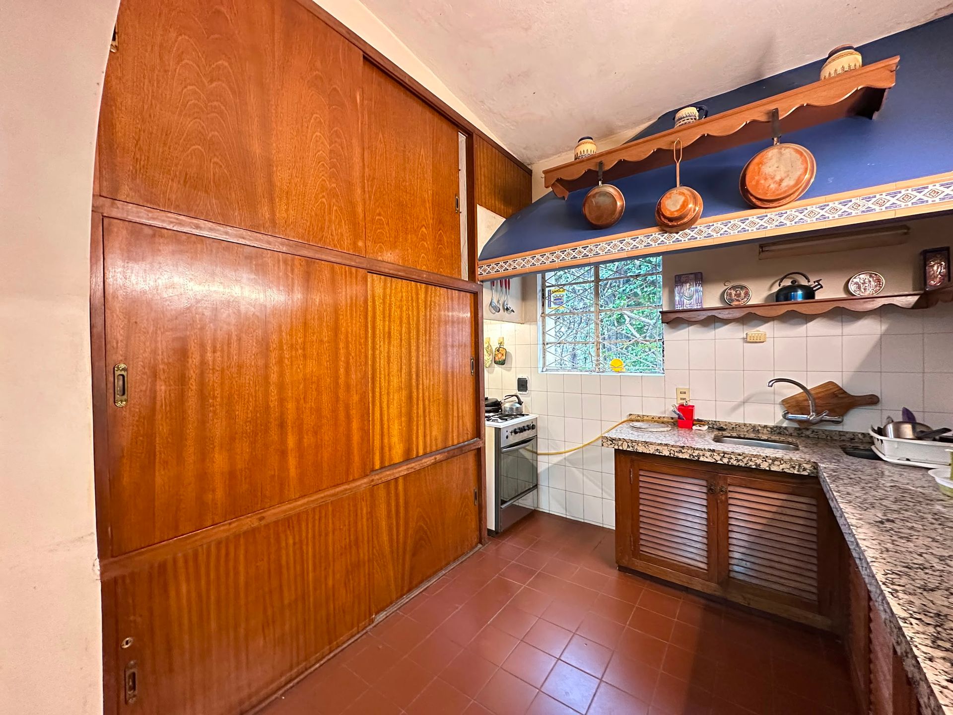 GRAN CASA EN VENTA 5 DORMITORIOS - 18