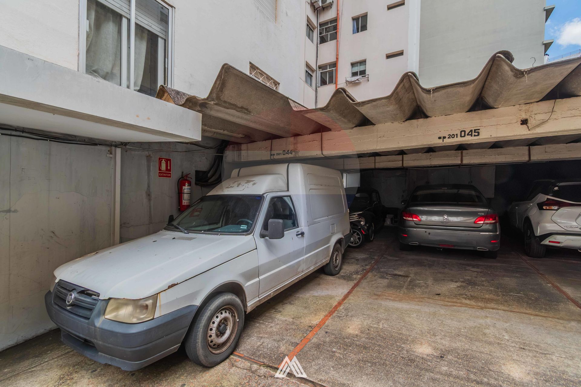 Alquiler Apto 3 dorm+ serv, 2 gje, Pocitos - 19