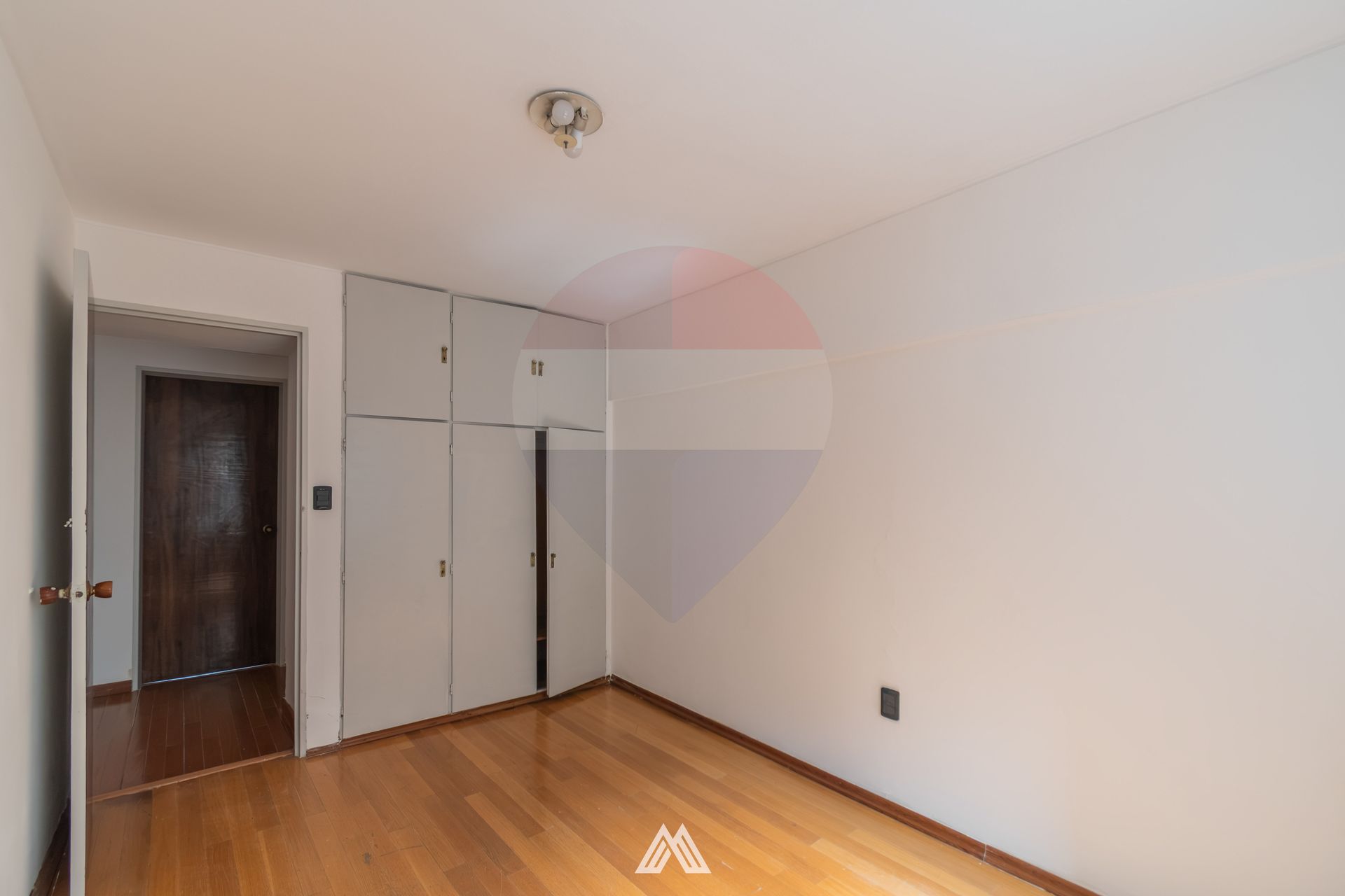 Alquiler Apto 3 dorm+ serv, 2 gje, Pocitos - 13