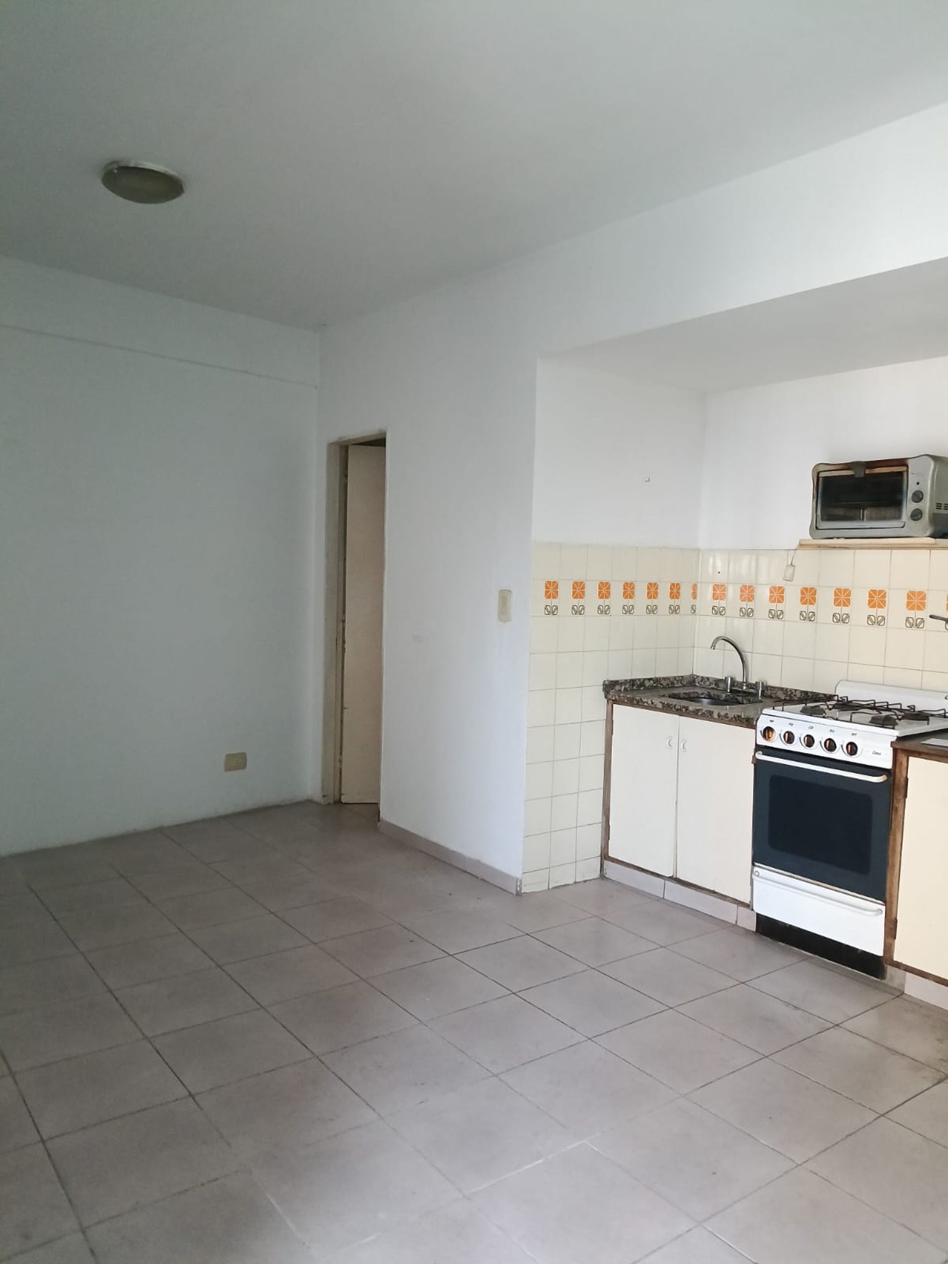 Departamento en Venta en Tres de Febrero, G.B.A. Zona Oeste