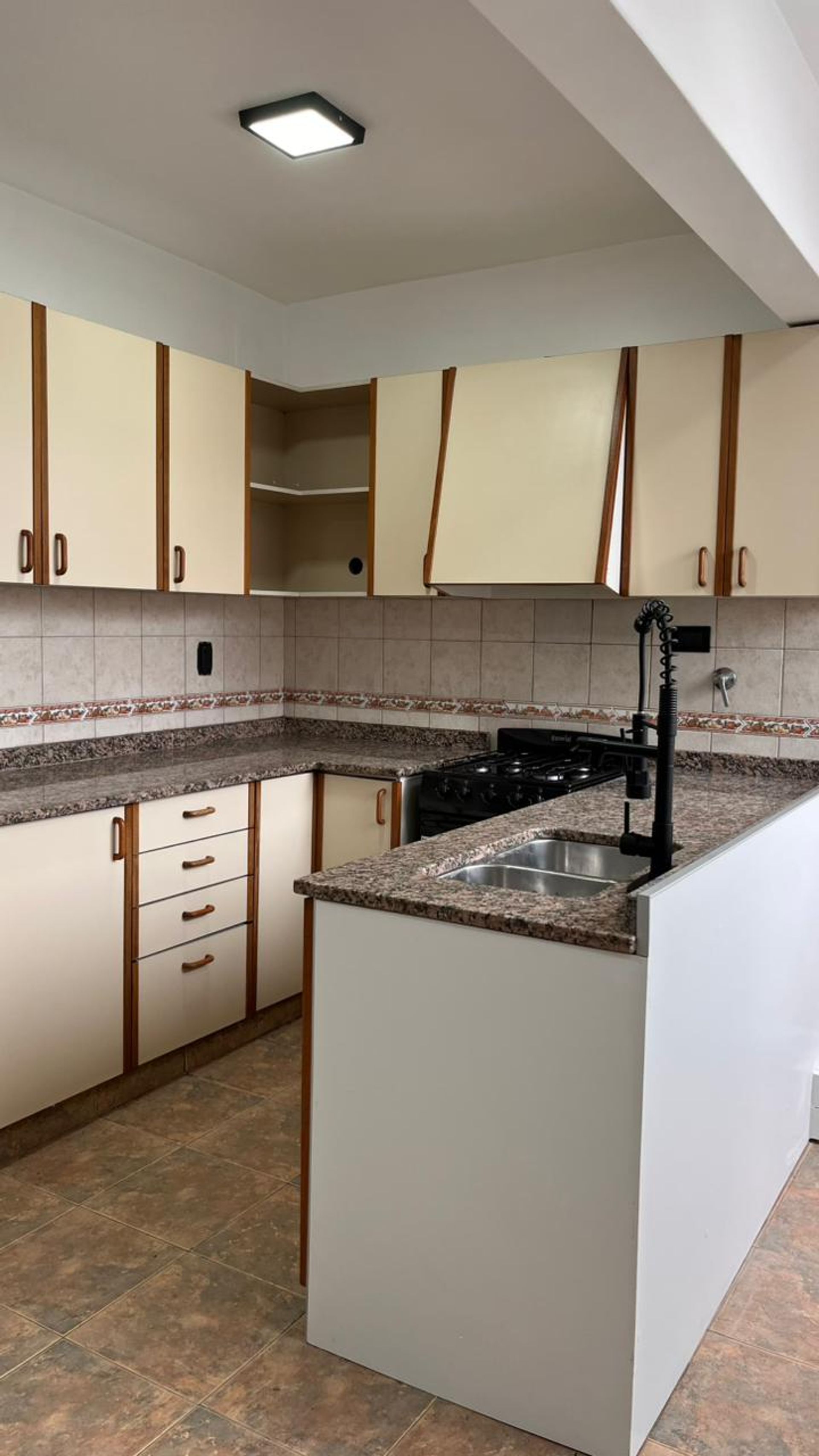 Departamento en Alquiler en Capital, Mendoza