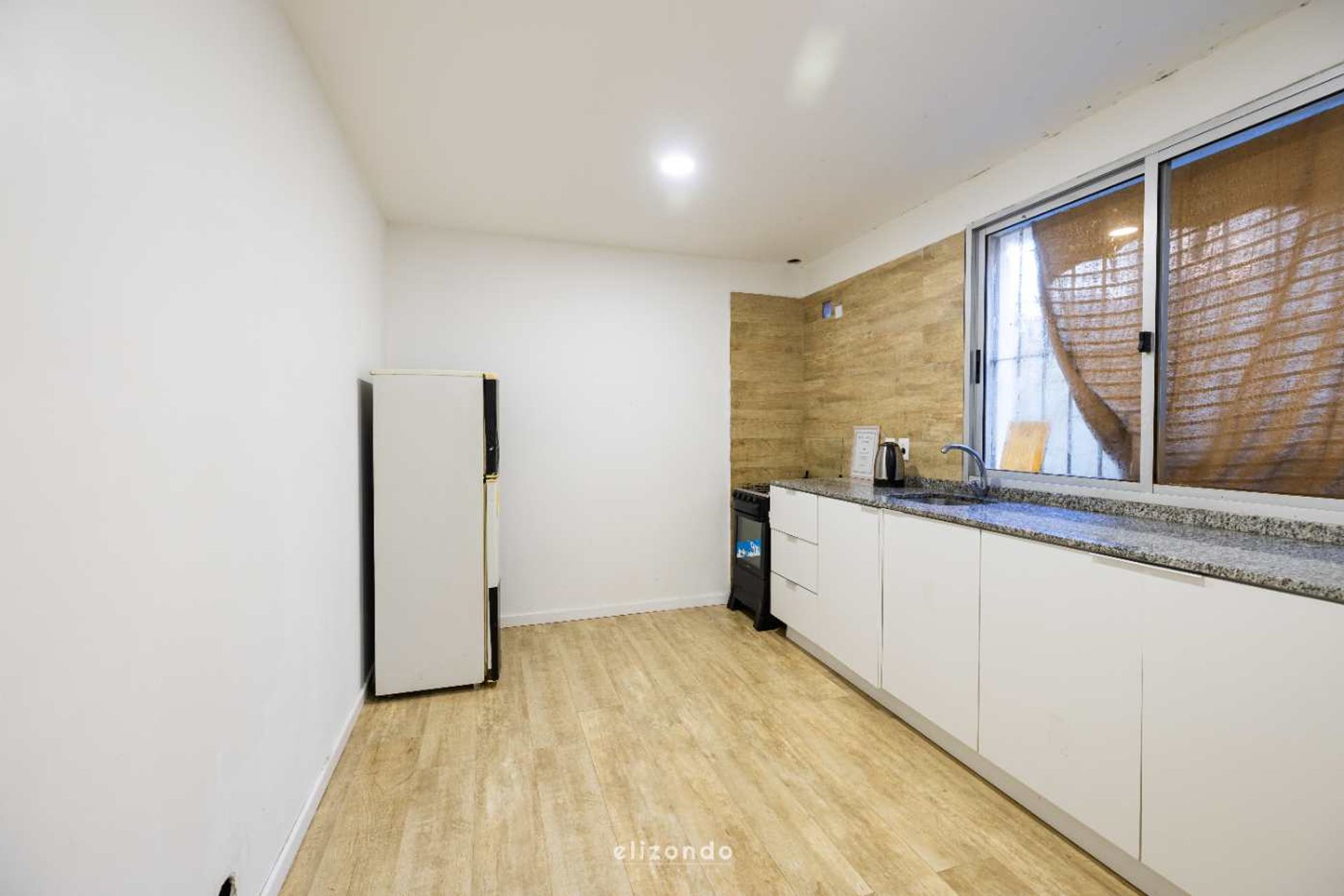 VENTA APARTAMENTO 3 DORMITORIOS PIEDRAS BLANCA - 1