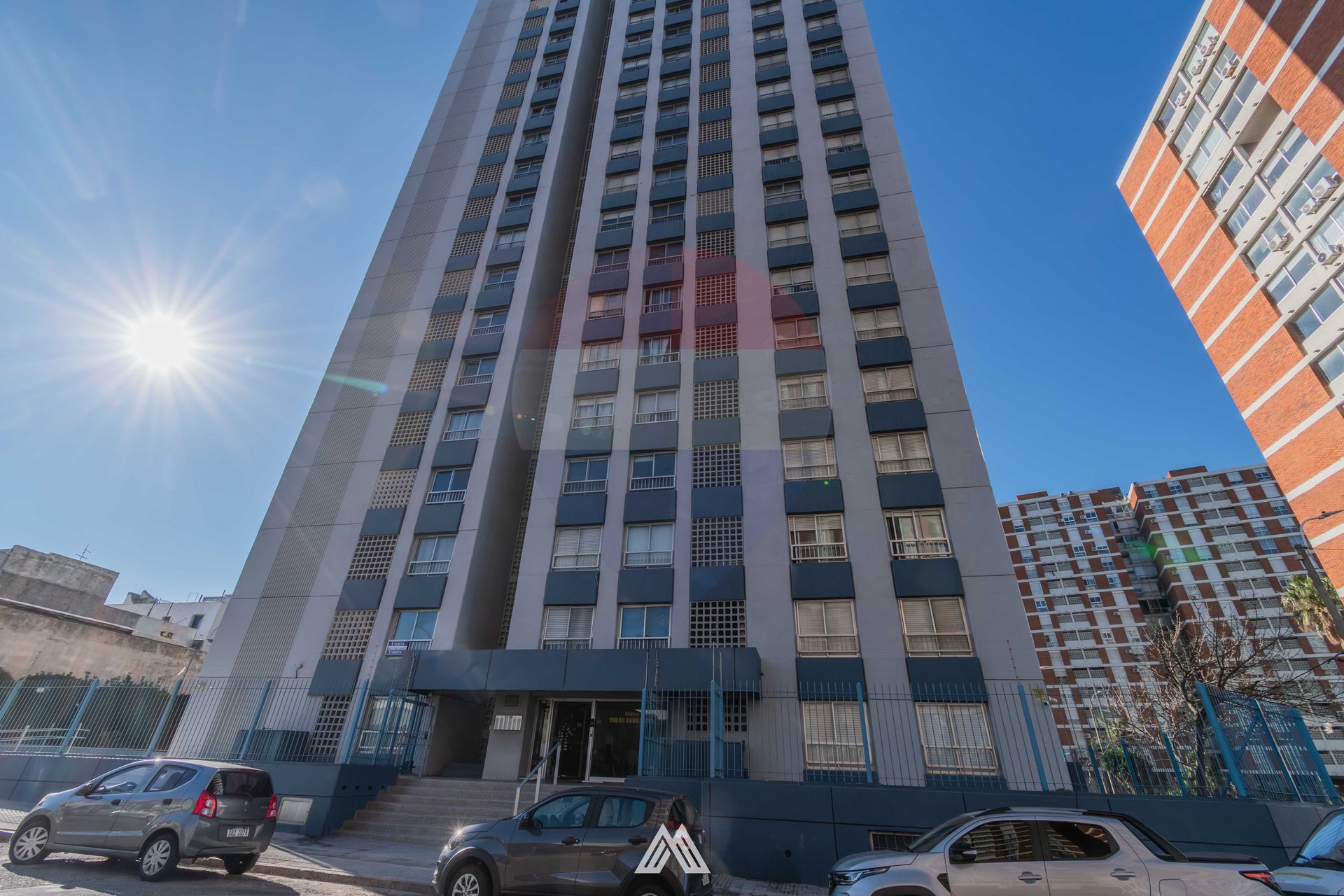 Venta, apartamento de 3 dormitorios en Barrio Sur - 1