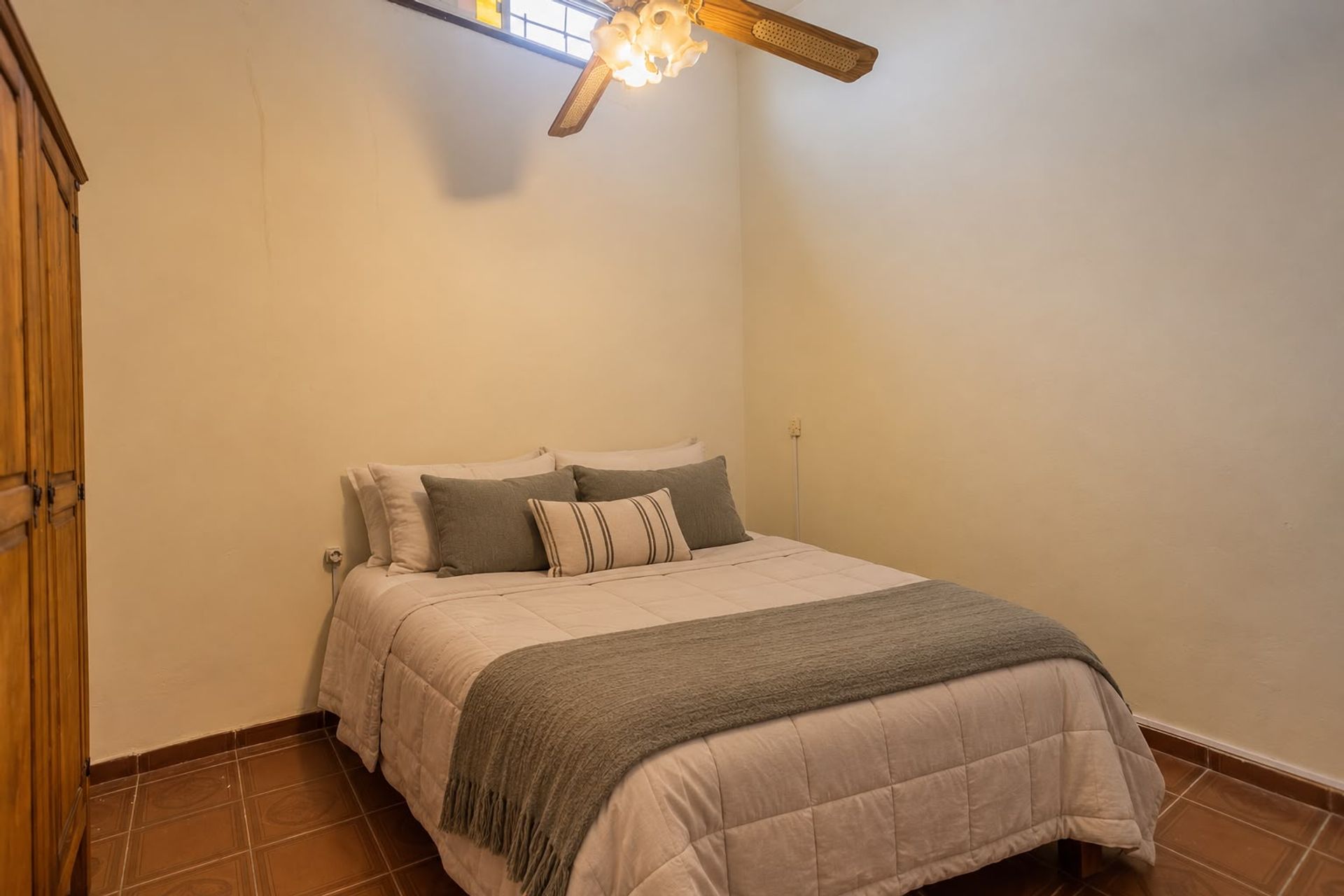 VENTA CASA 1 O 2DOR PATIO CON PARRILLERO PRADO - 1