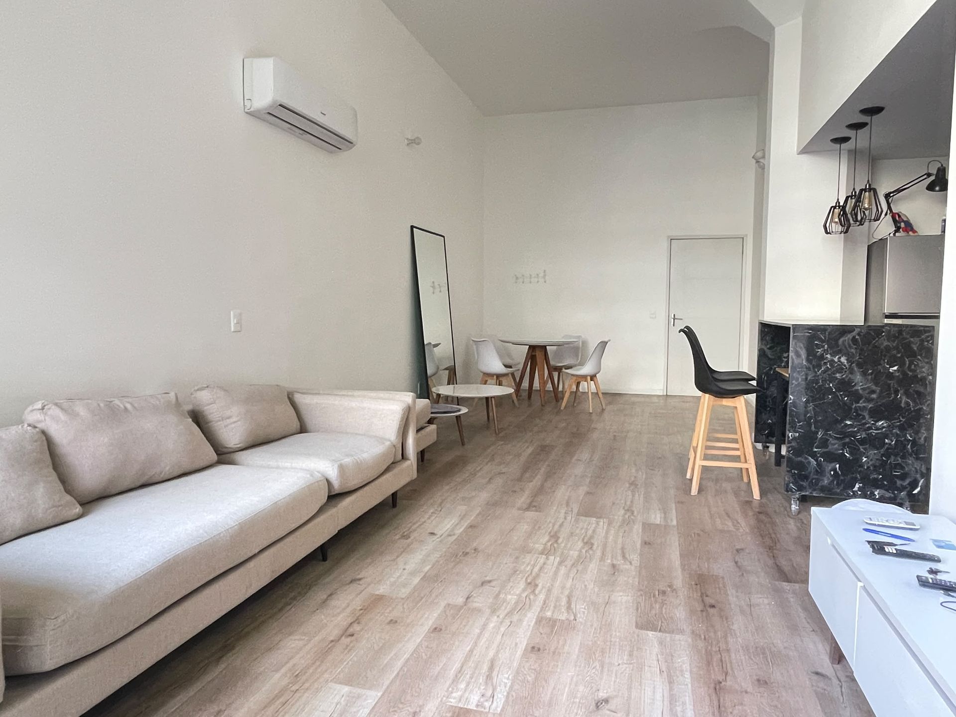 Alquiler apartamento un dormitorio balcón Aguada - 2