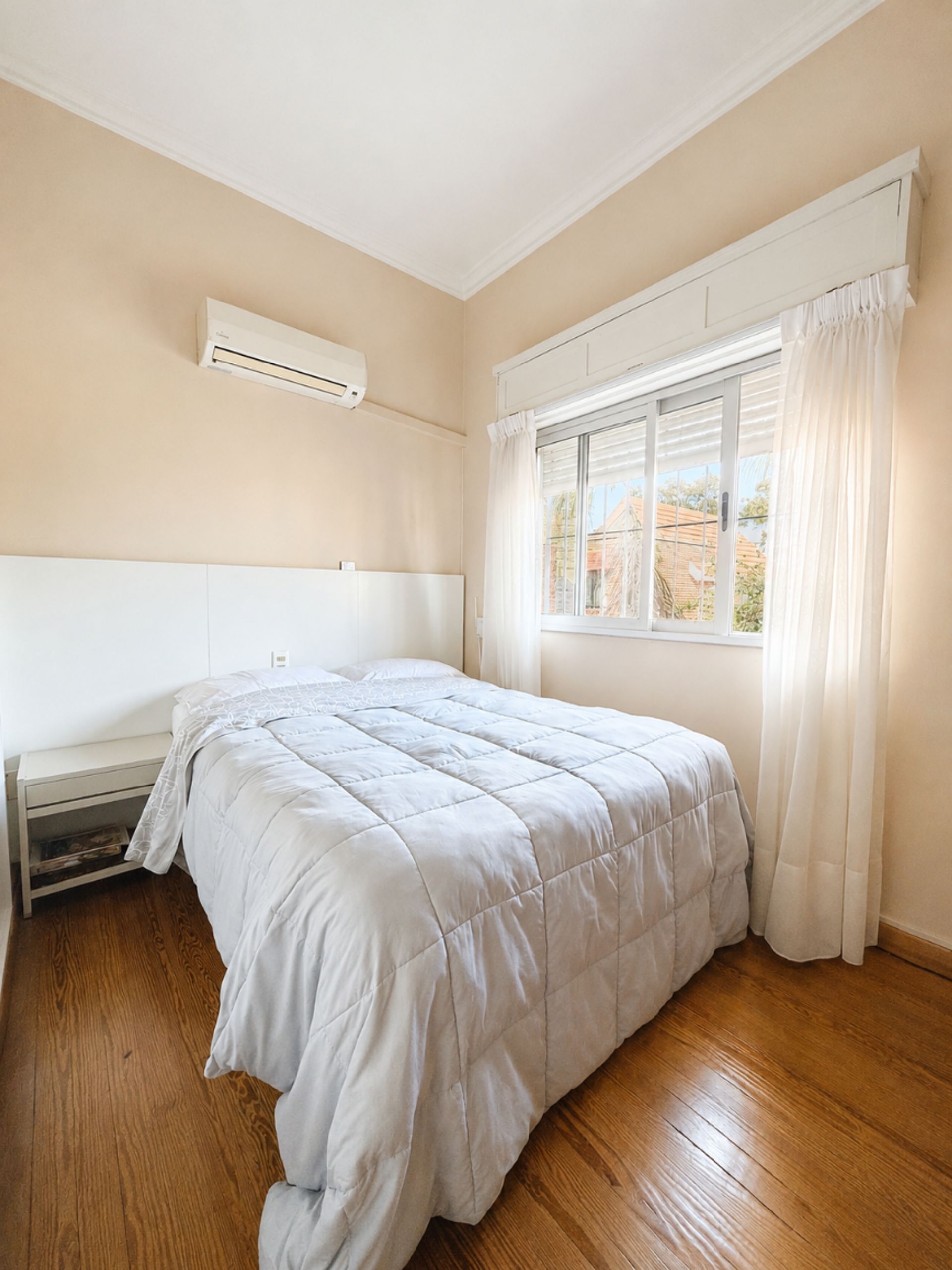 VENTA CASA 5 DORMITORIOS CON JARDIN EN PUNTA GORDA - 8