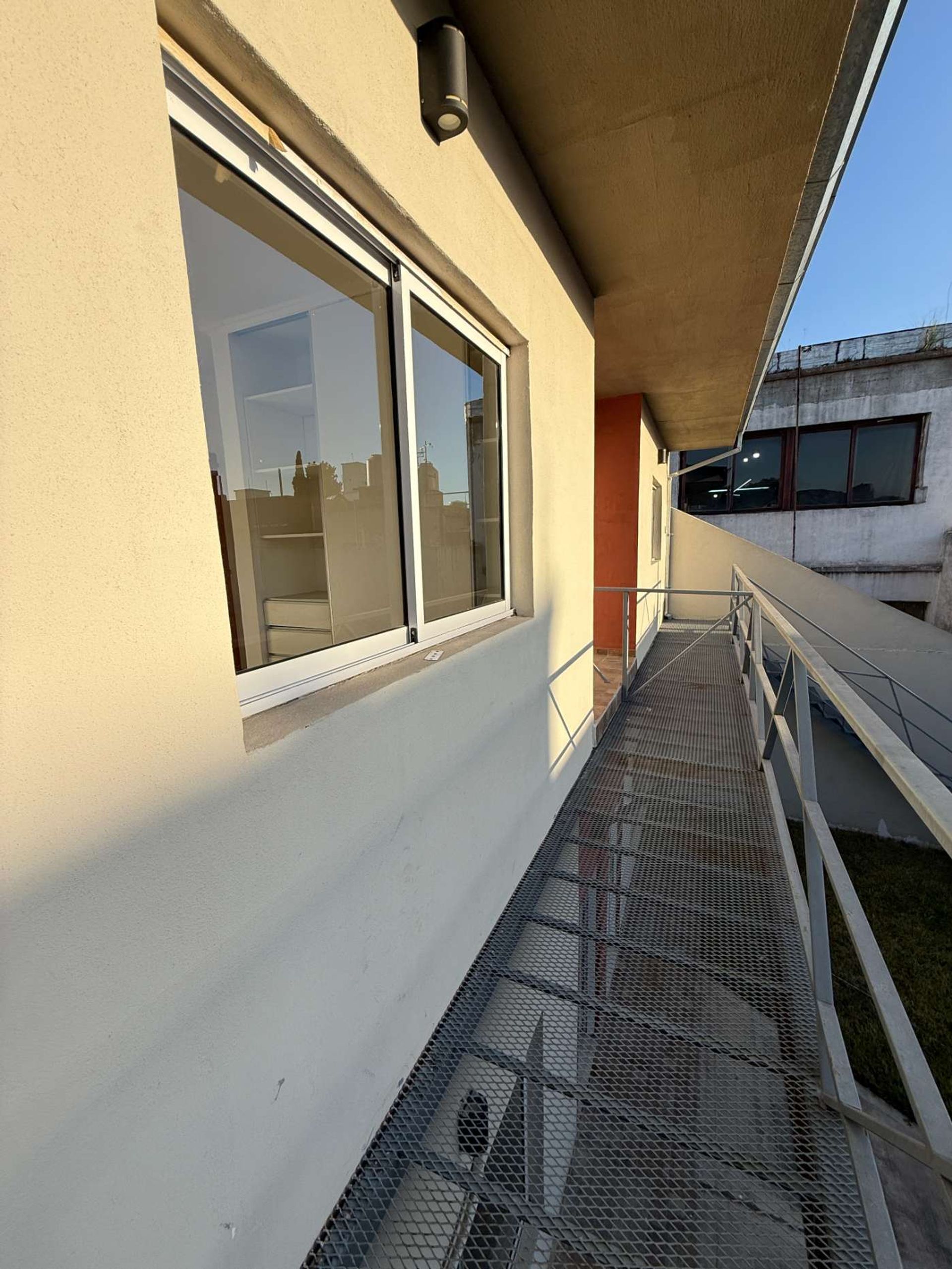 P H en Venta en Tres de Febrero, G.B.A. Zona Oeste