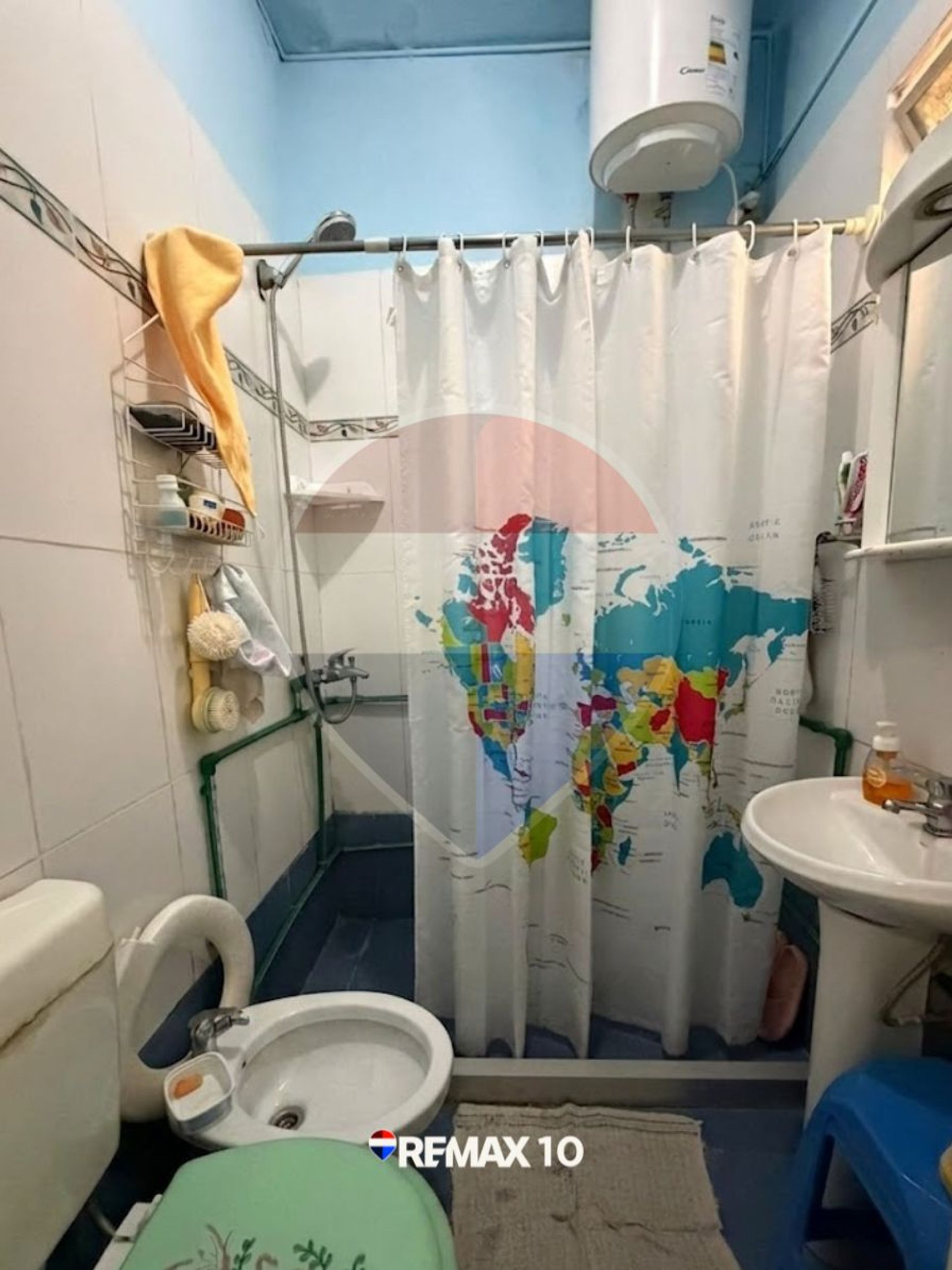 SE VENDE CASA A 3 CUADRAS DE PLAZA ASAMBLEA - 8