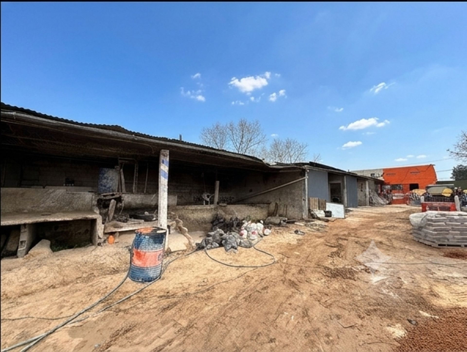 Venta terreno e instalaciones 1706mts Las Piedras. - 18