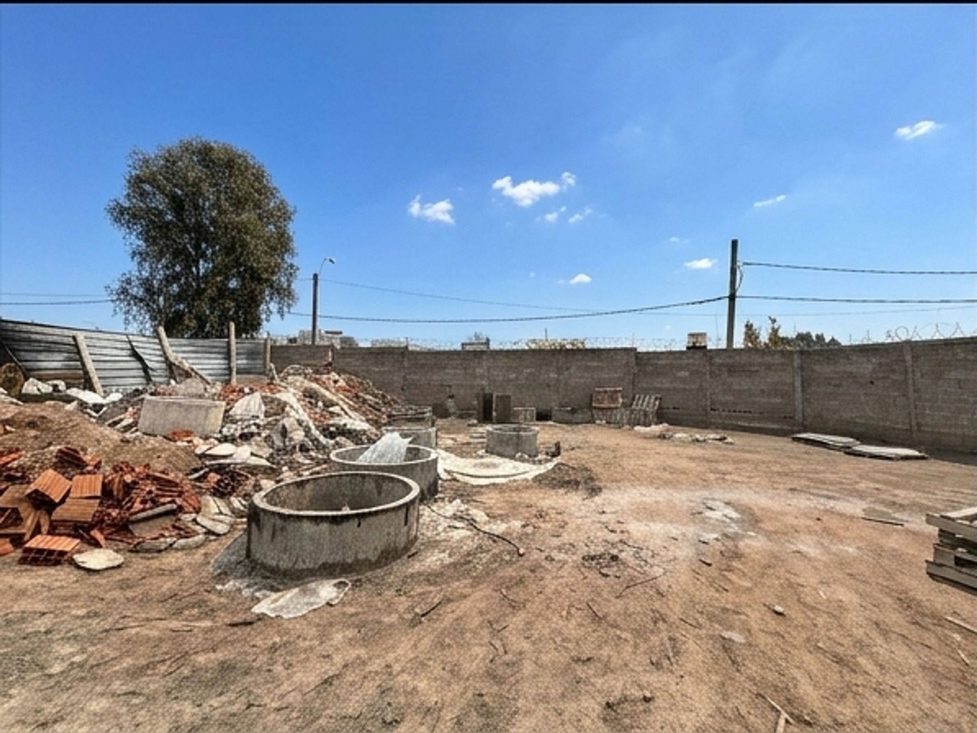 Venta terreno e instalaciones 1706mts Las Piedras. - 17