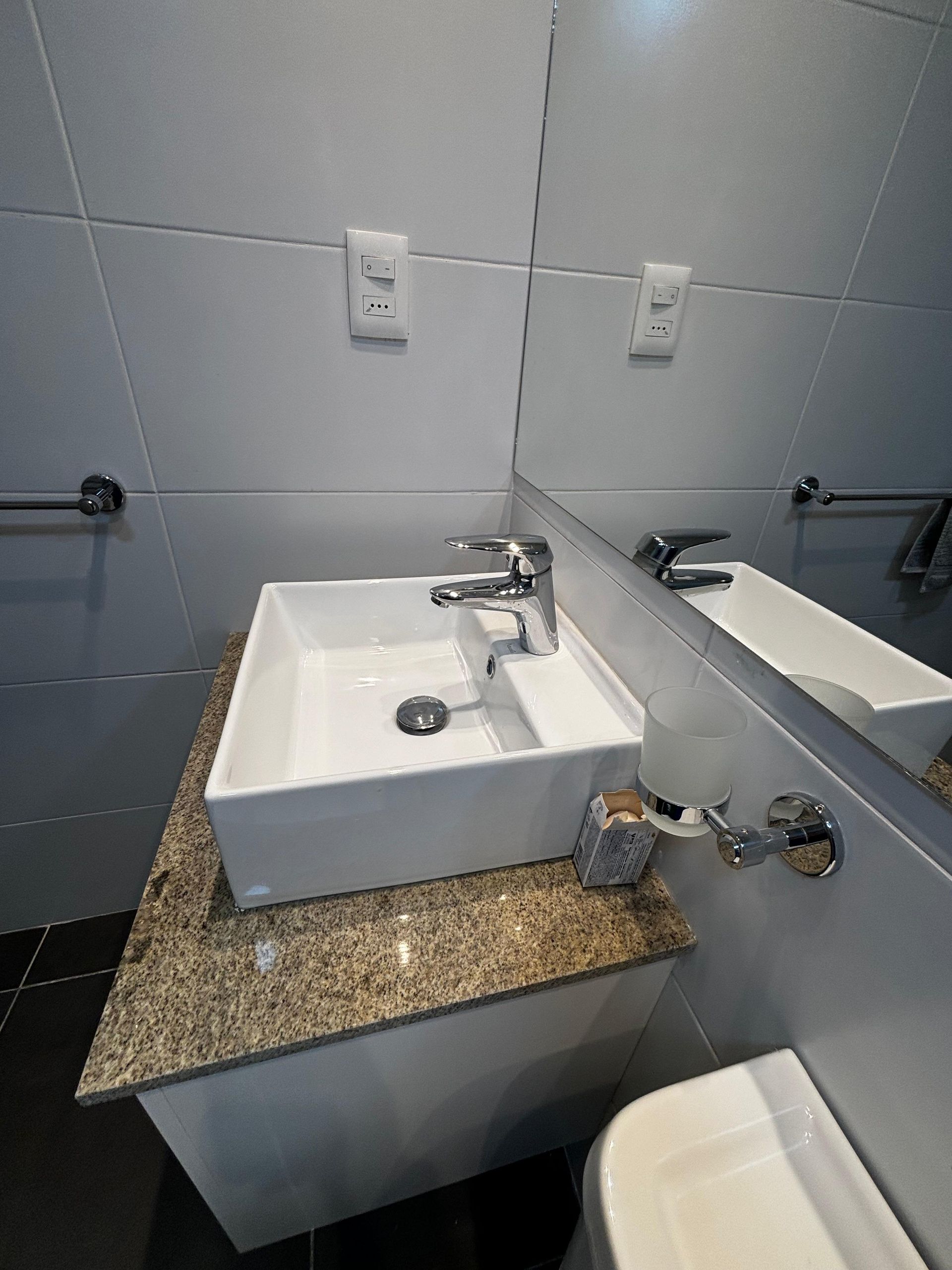 Venta de apartamento amoblado con renta en Pocitos - 7