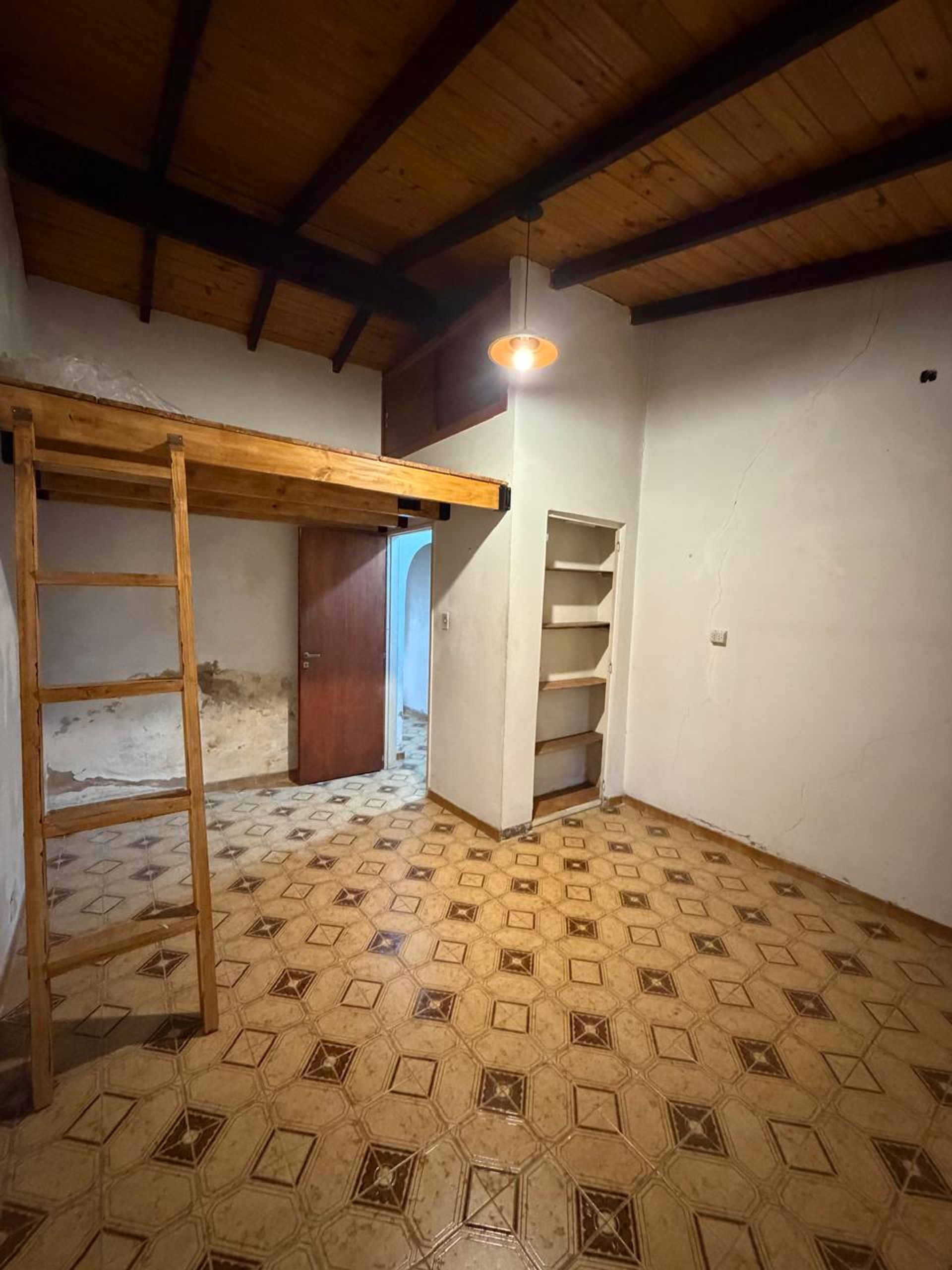 Casa en Alquiler en Moron, G.B.A. Zona Oeste