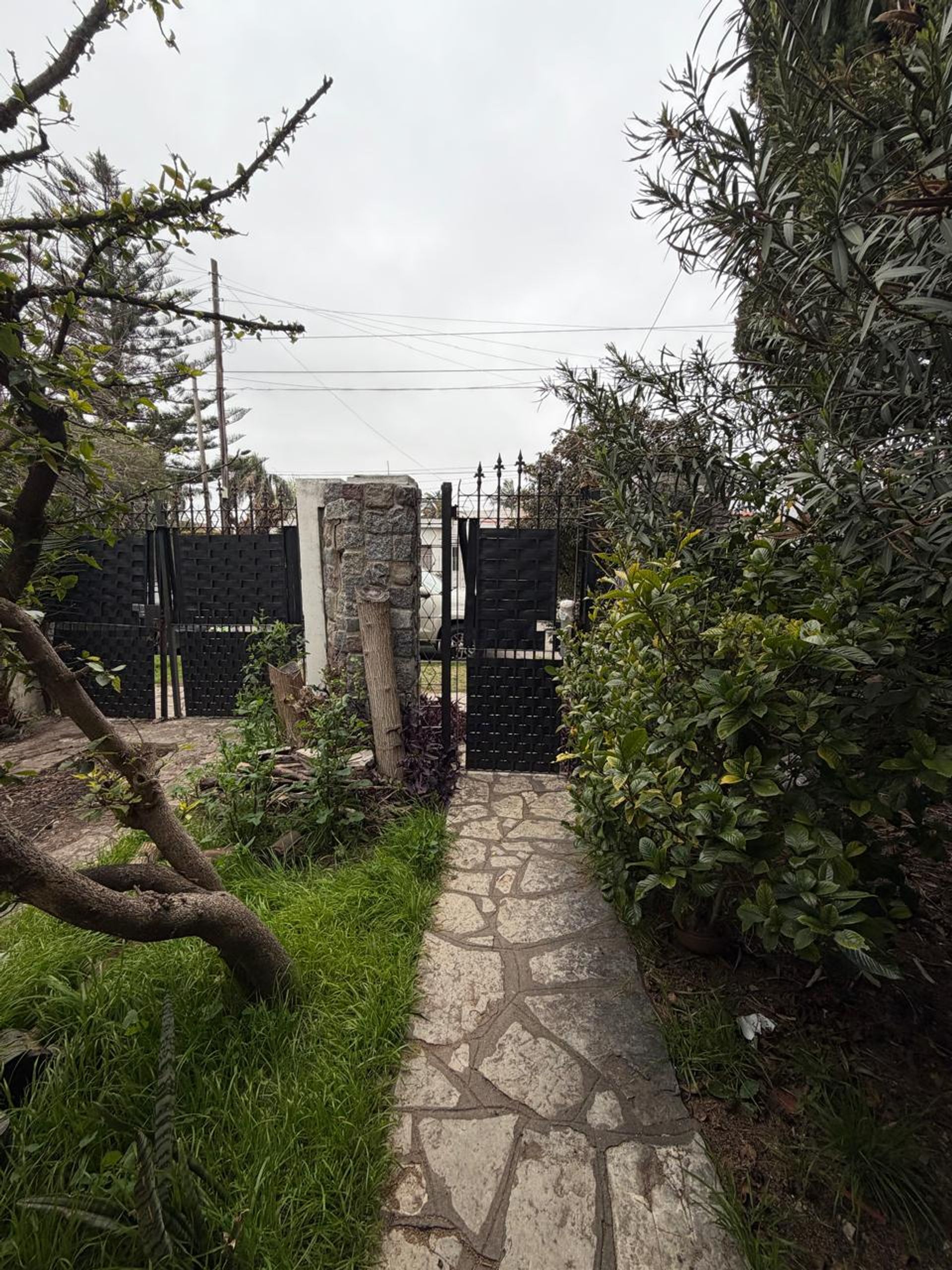 Casa en Alquiler en Moron, G.B.A. Zona Oeste