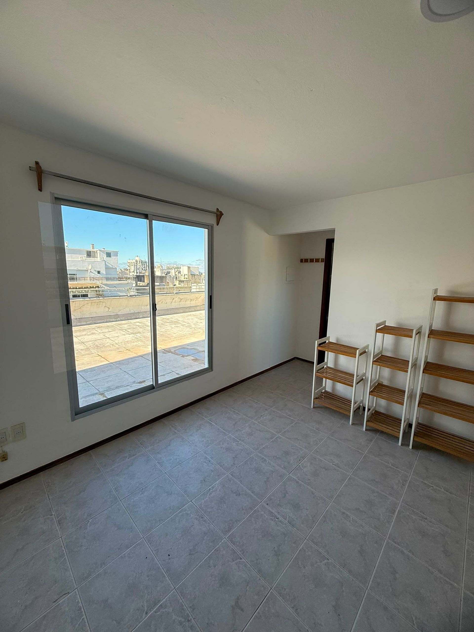 ALQUILER APARTAMENTO 1 DORM. CON TERRAZA POCITOS - 5