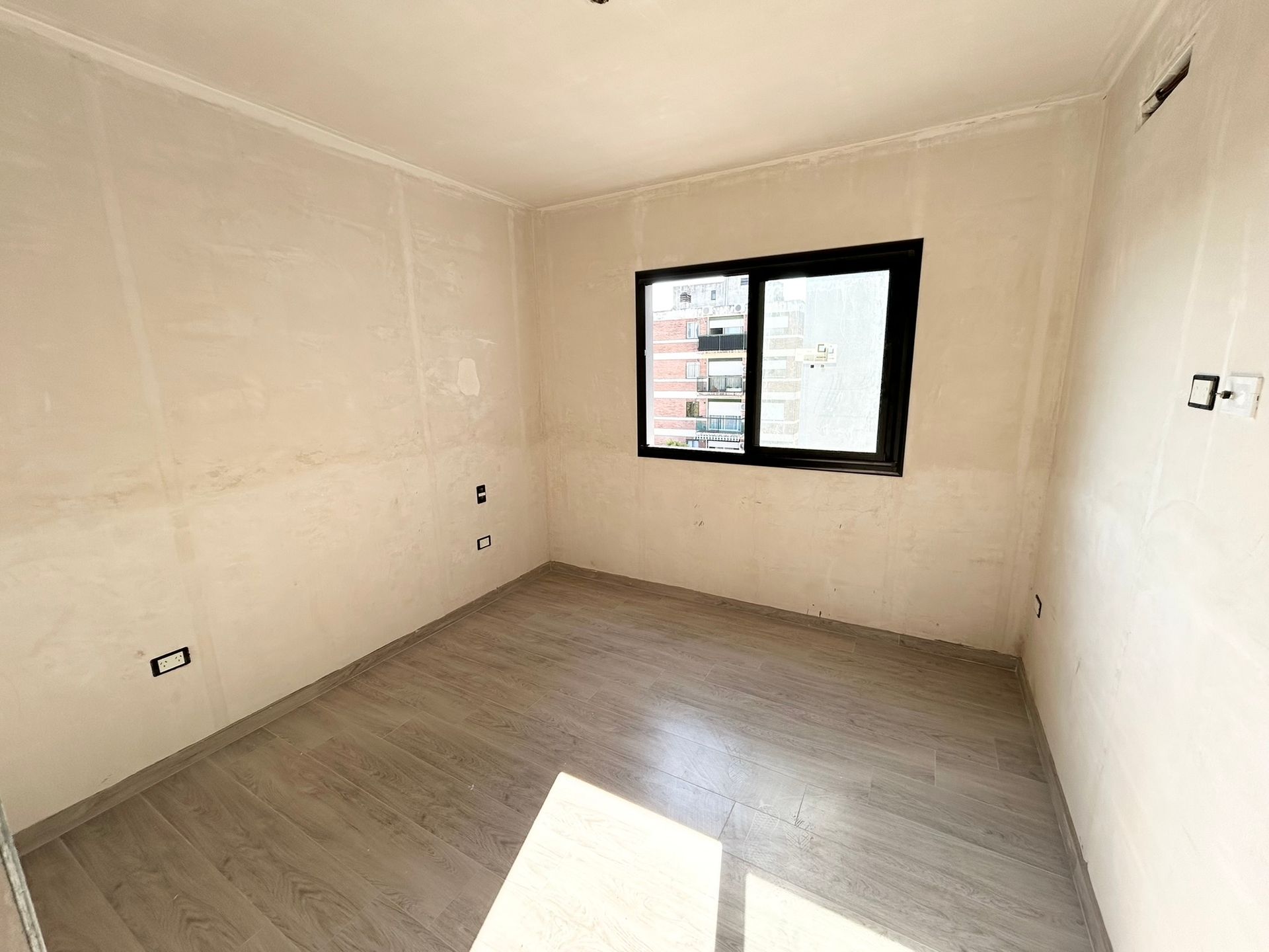 VENTA DEPTO 2 AMB A ESTRENAR- S. LUGARES- PERMUTA - 9