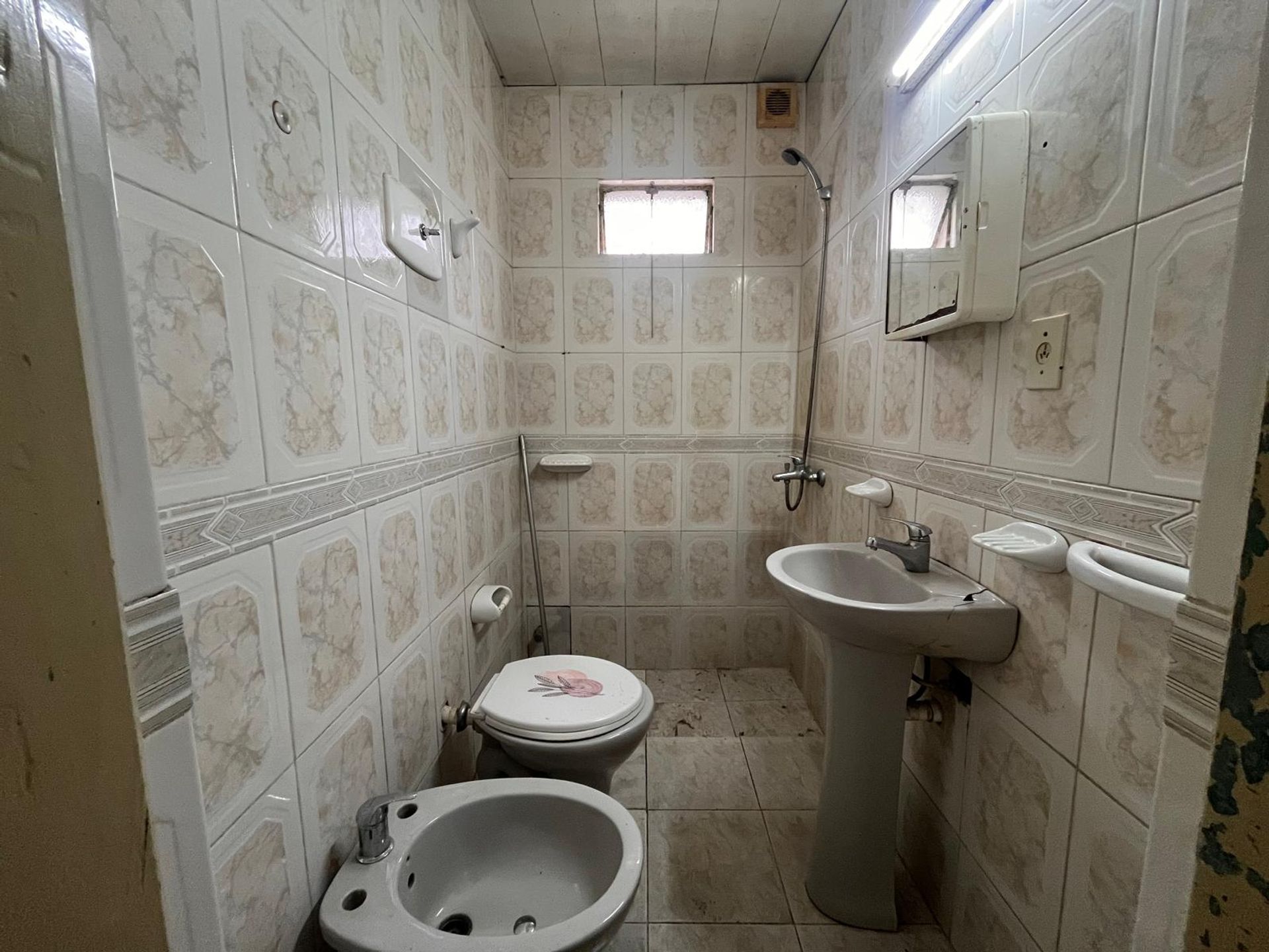 CASA 2 DORMITORIOS EN VENTA PRÓXIMA PLAZA ARTIGAS - 4