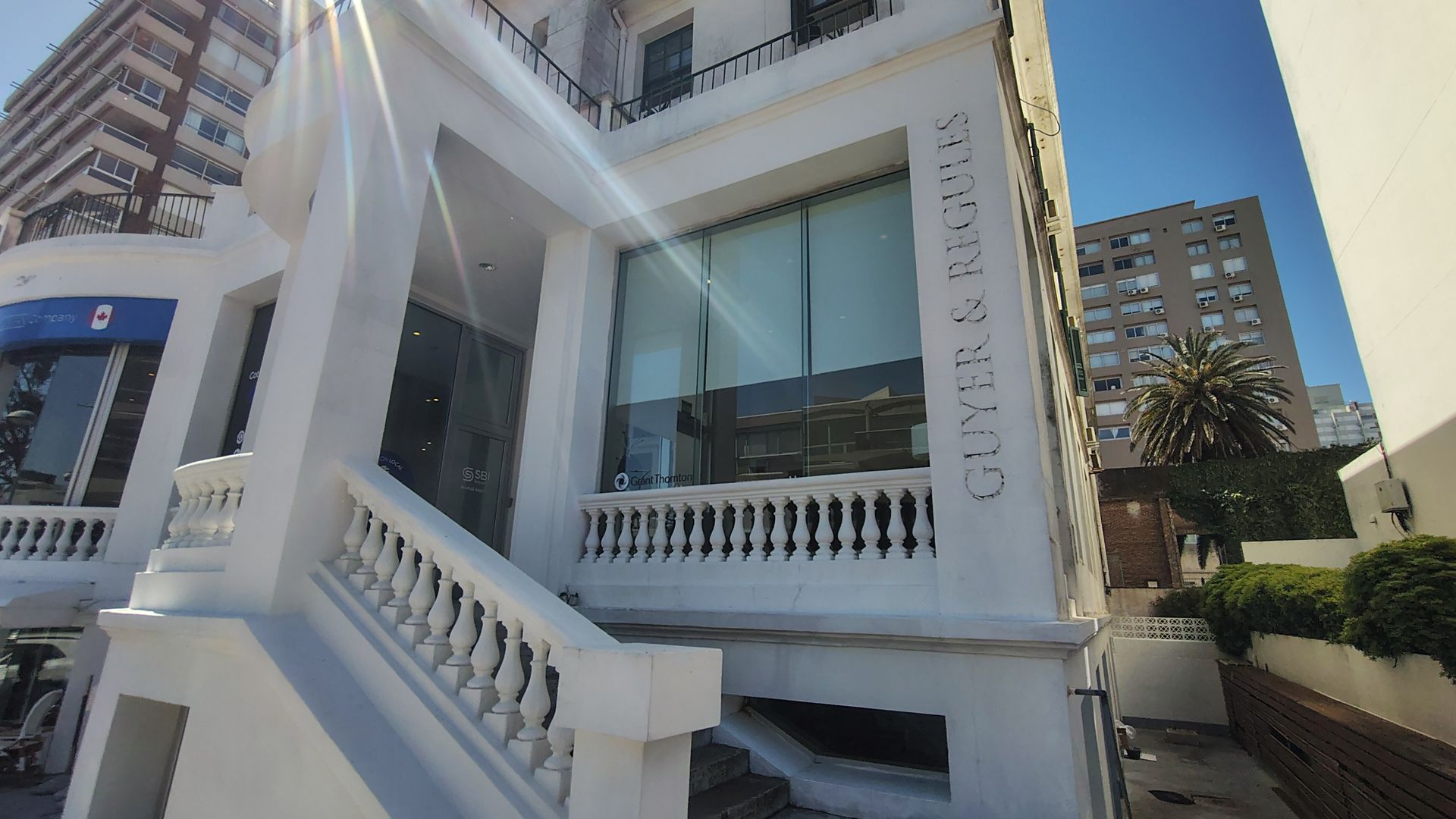 Alquiler oficina Punta del Este 4 ambientes - 2