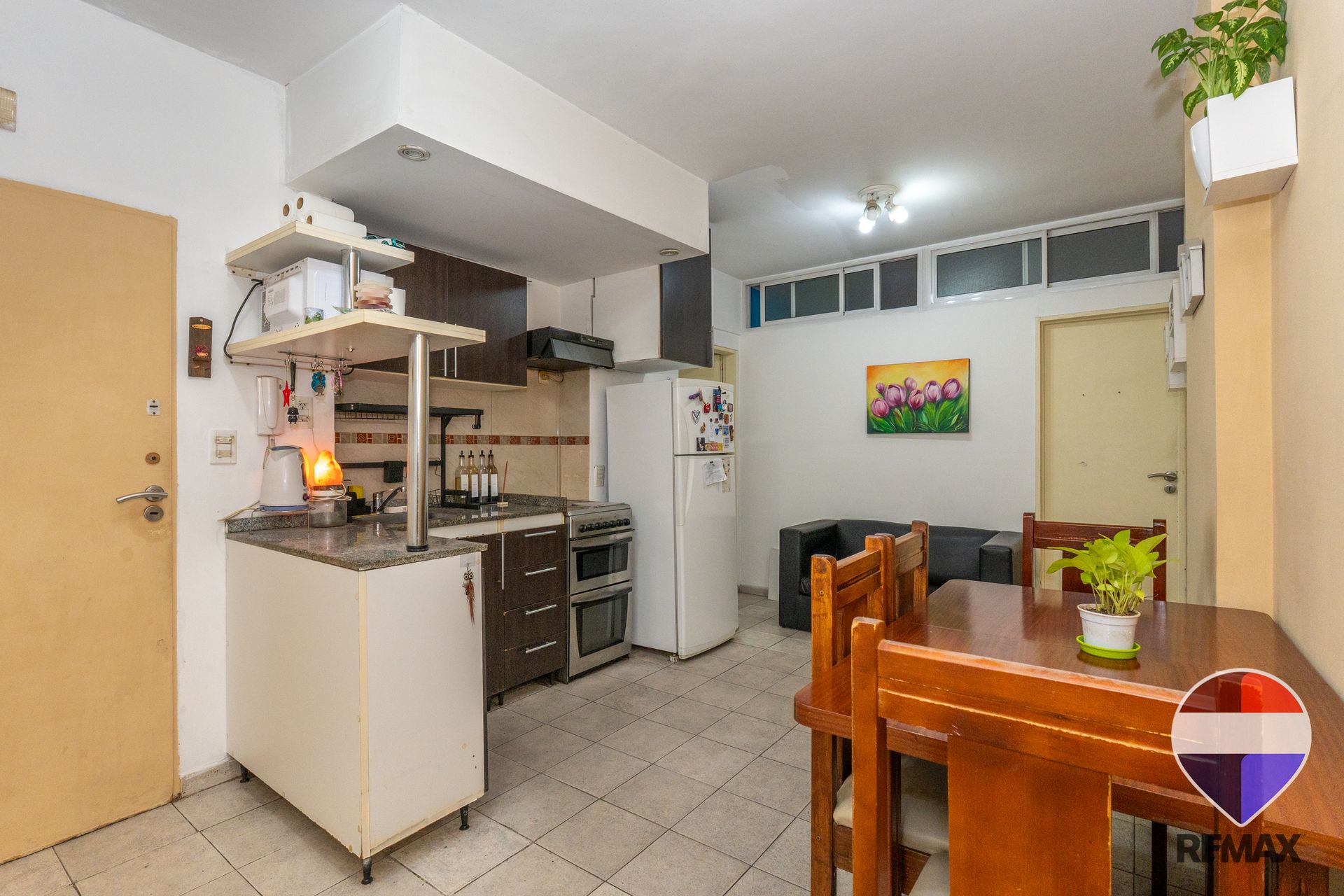 Villa Crespo Thames 600