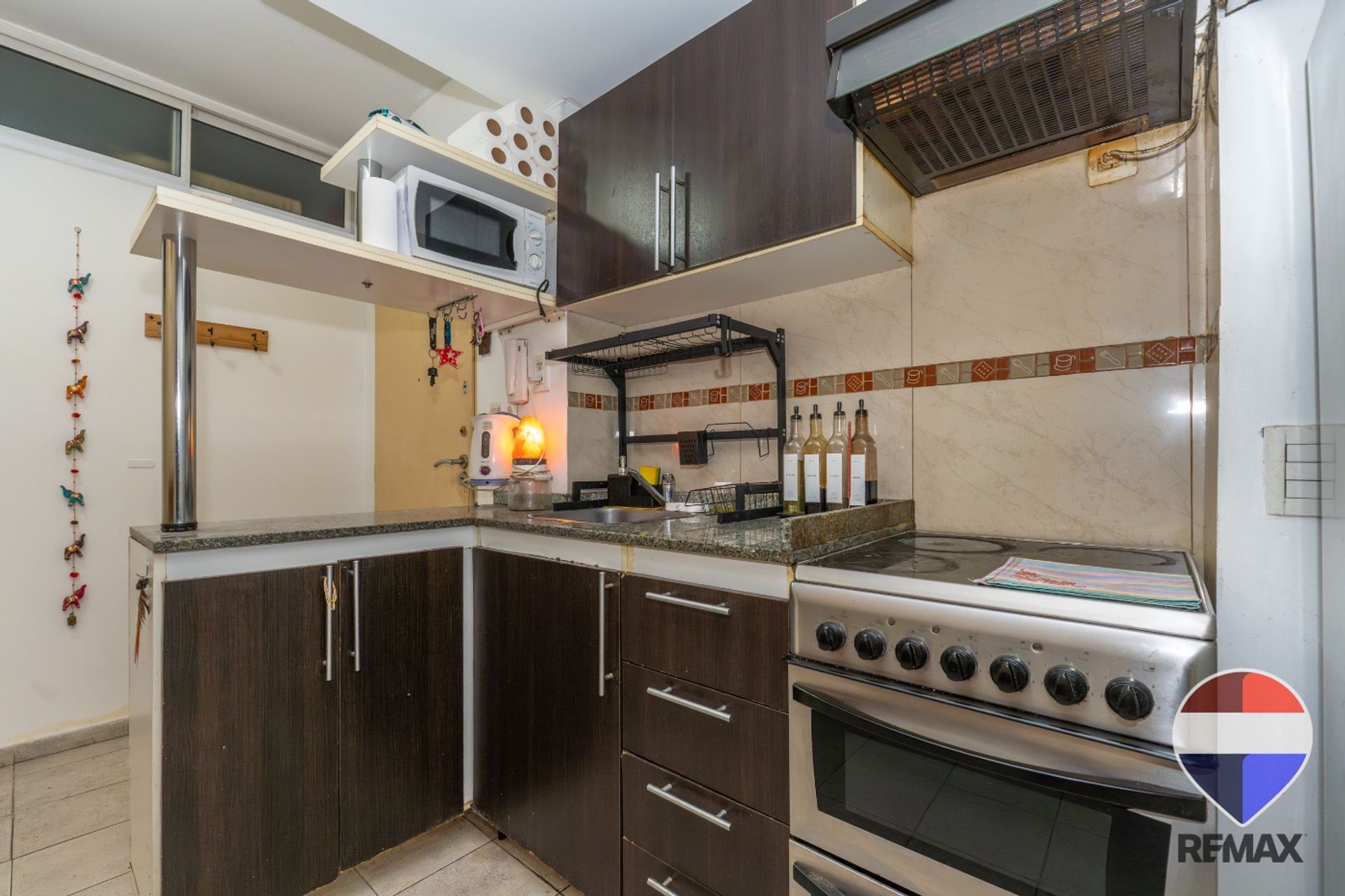 Villa Crespo Thames 600