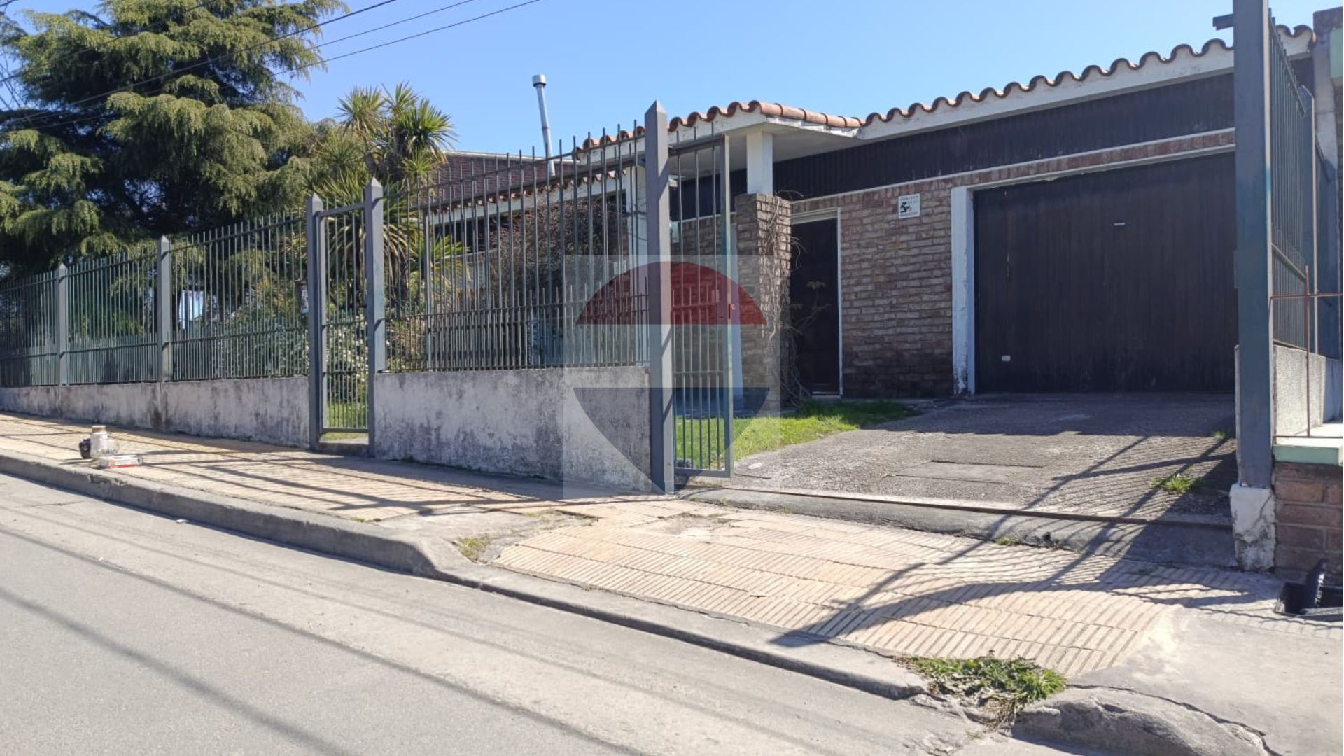 Alquiler en Pando: Casa 2 dorm. opci&oacute;n a 3 y patio - 2