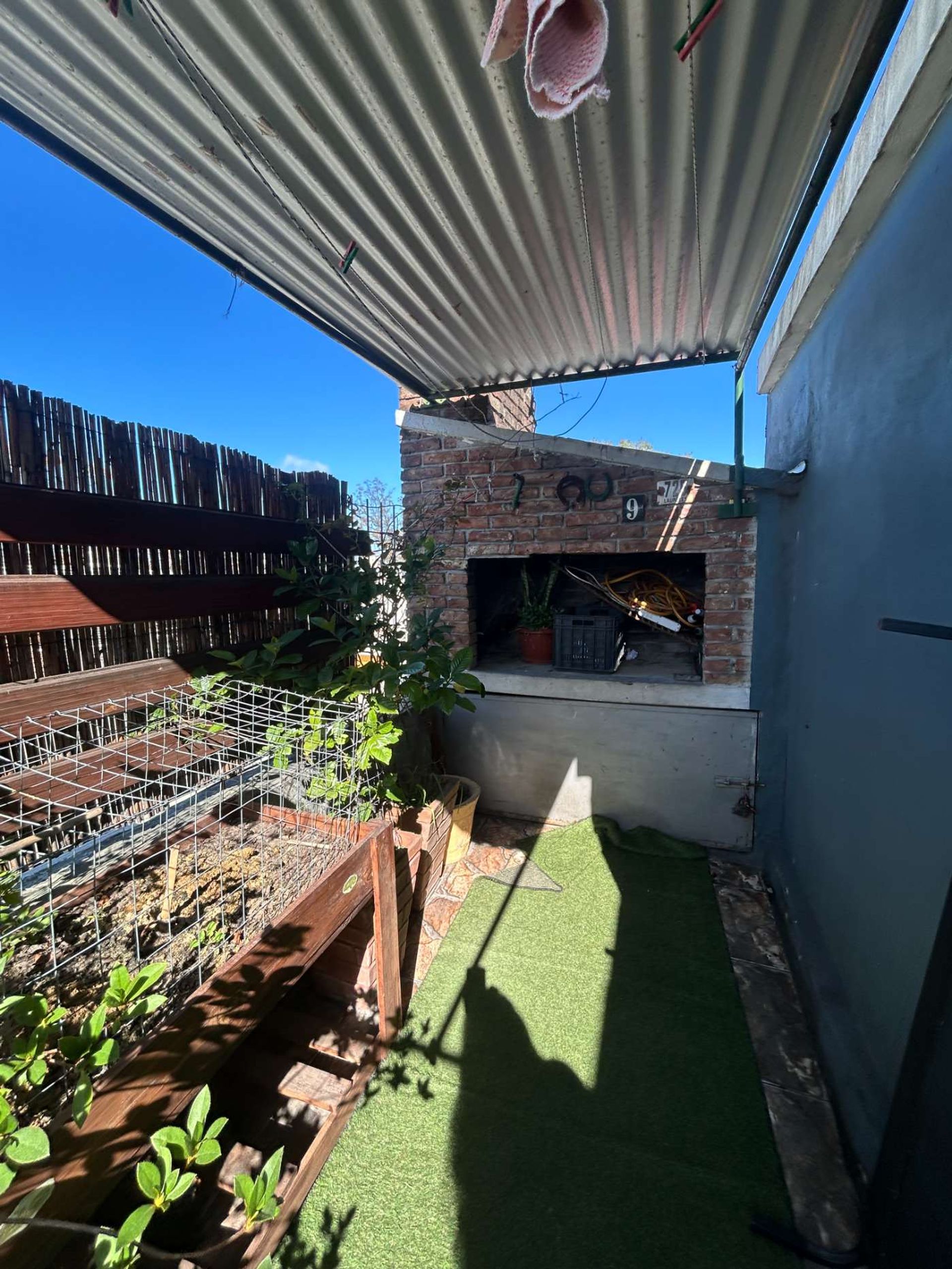 Venta casa PH 2 dorm con garage la teja - 12