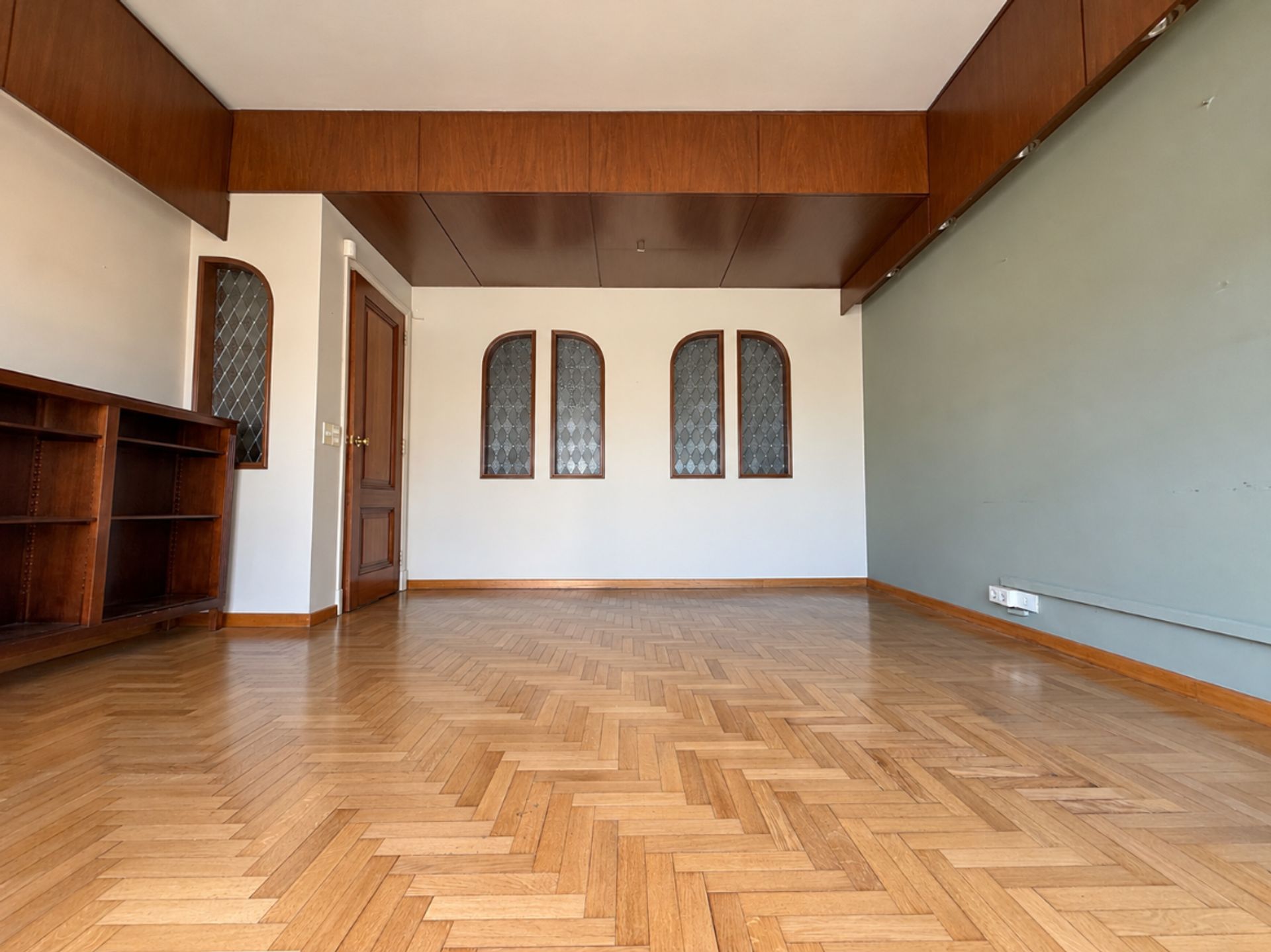 Alquiler Oficina / Consultorios Ciudad Vieja - 9