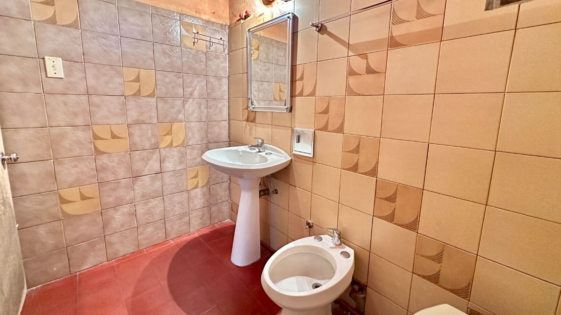 VENTA CASA COSTANERA CON JARDÍN - 13