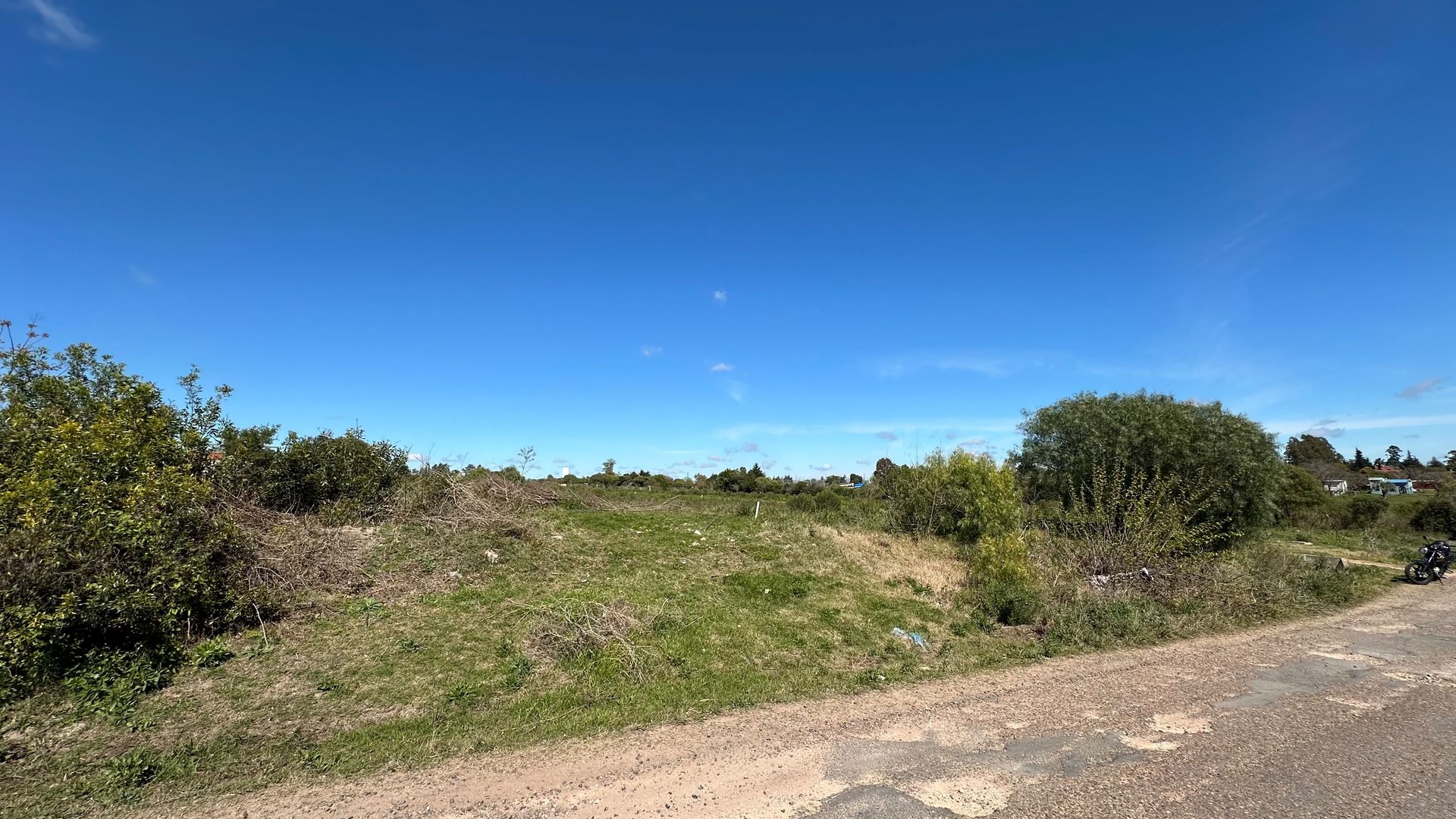 TERRENO EN VENTA EN PAYSANDÚ, REPÚBLICA DE BOLIVIA - 1