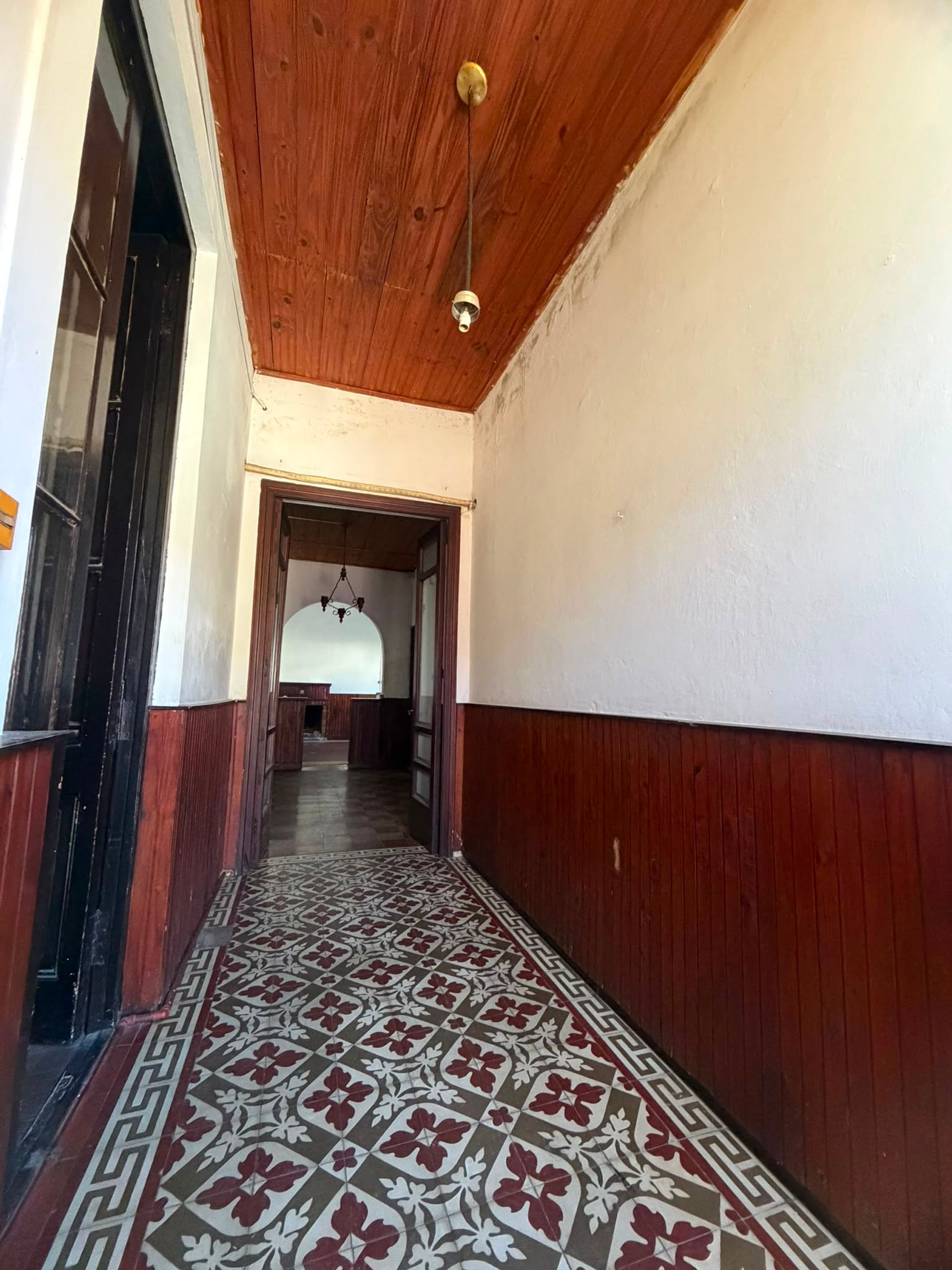 Alquilo casa de 2 dormitorios en pleno centro. - 3