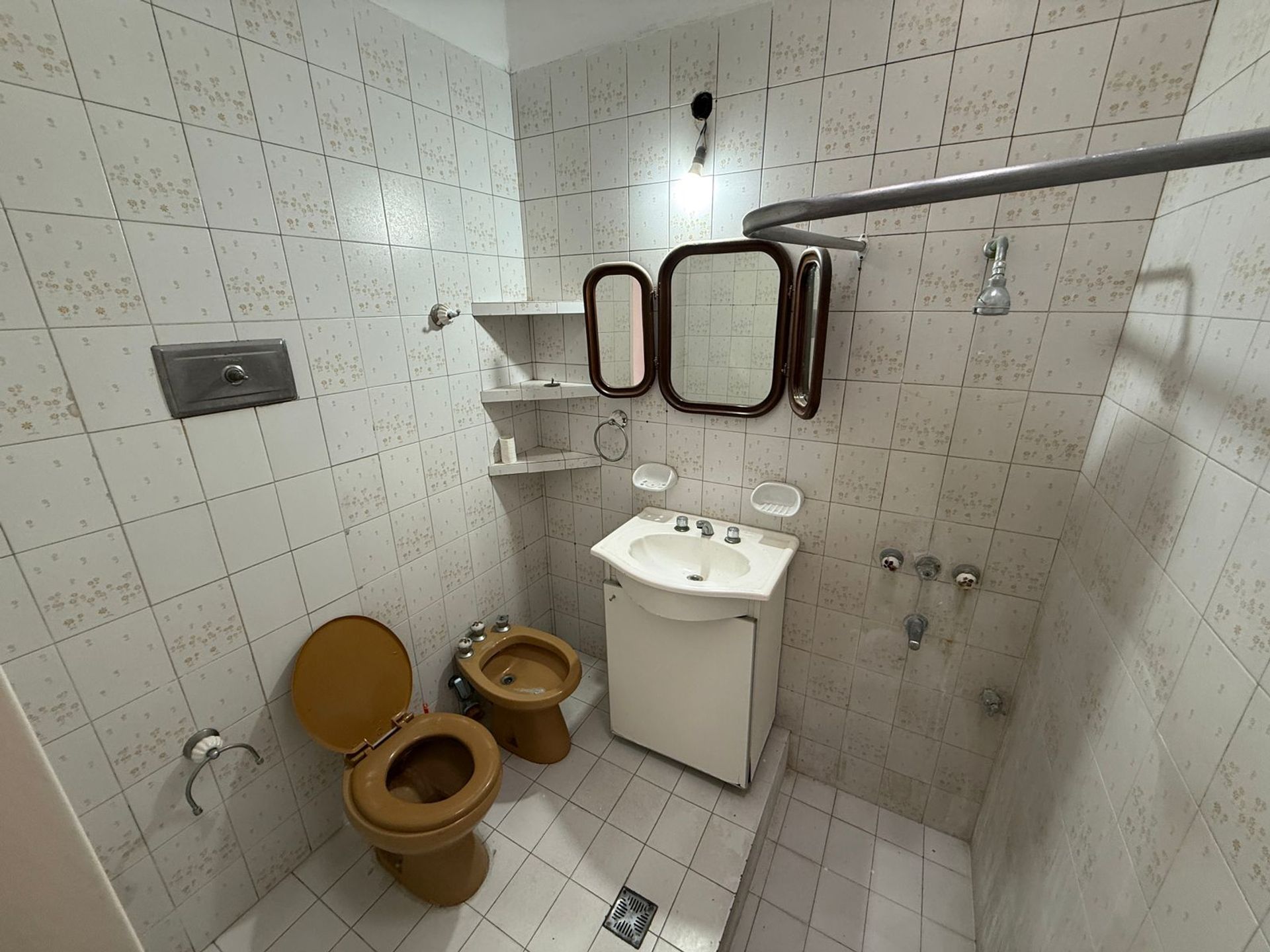 P H en Venta en Hurlingham, G.B.A. Zona Oeste