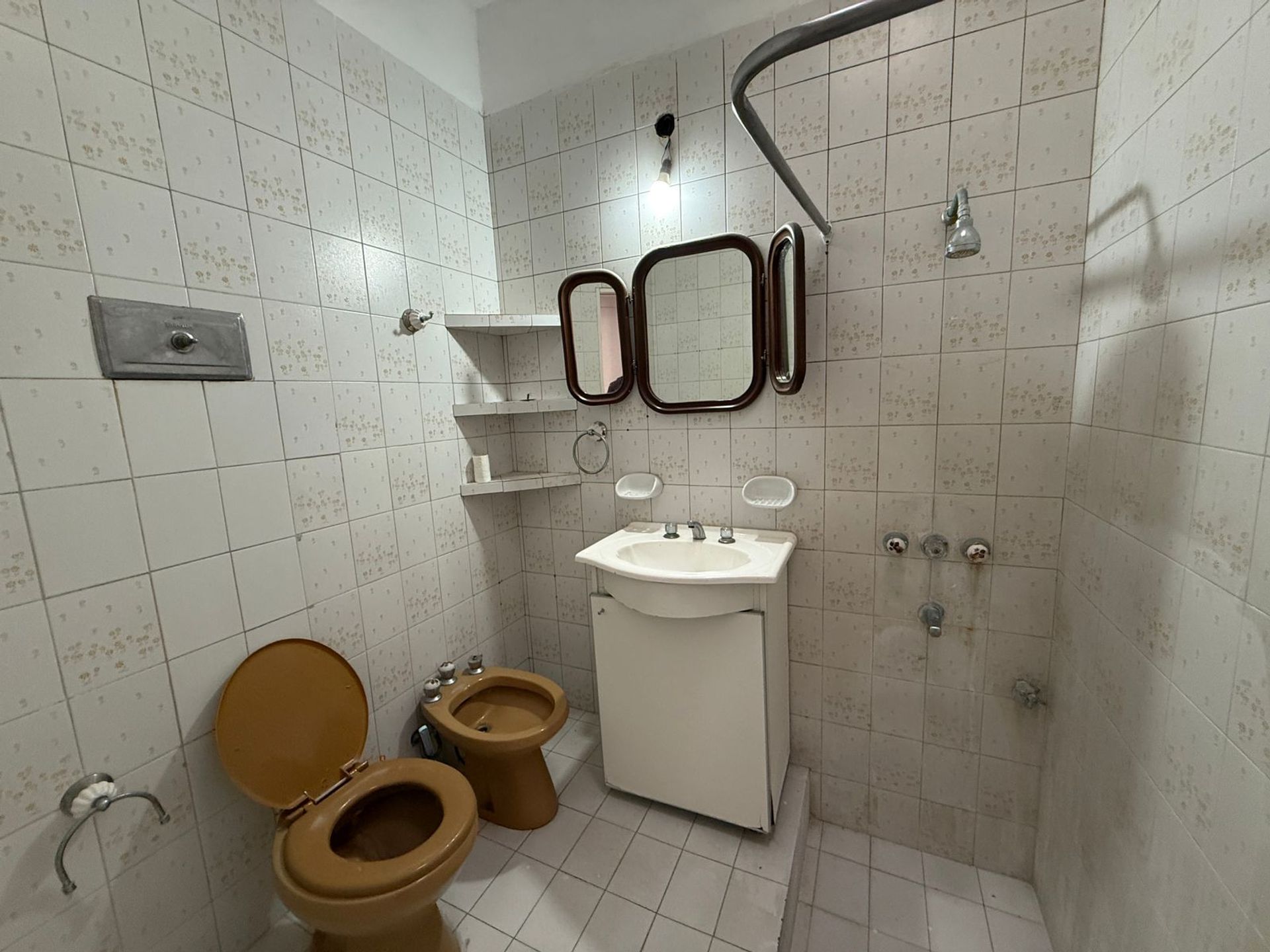 P H en Venta en Hurlingham, G.B.A. Zona Oeste