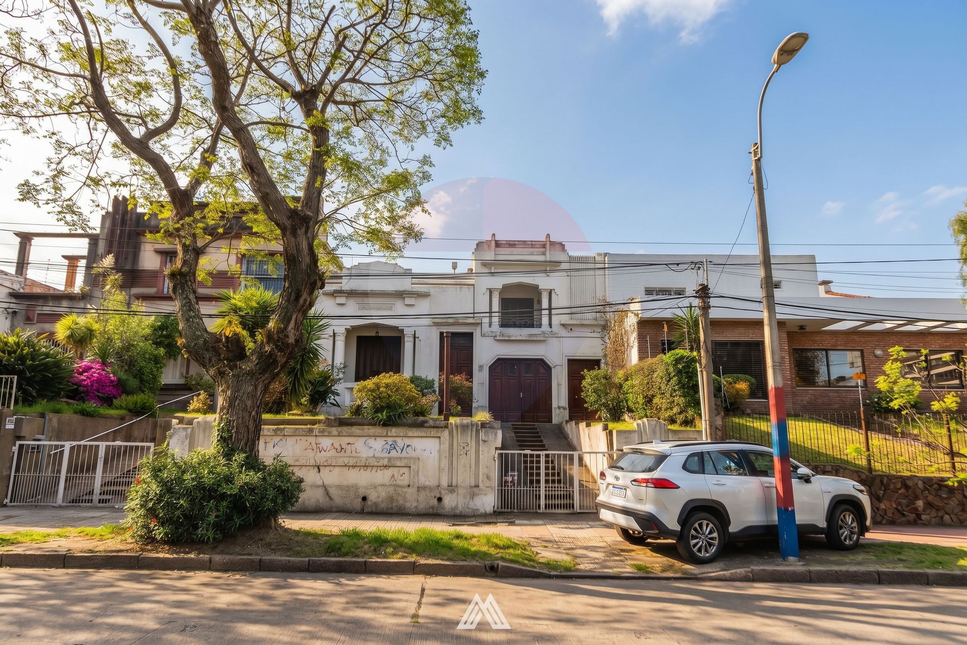 VENTA CASA DE ESTILO A 100 METROS DE RAMBLA MALVIN - 1