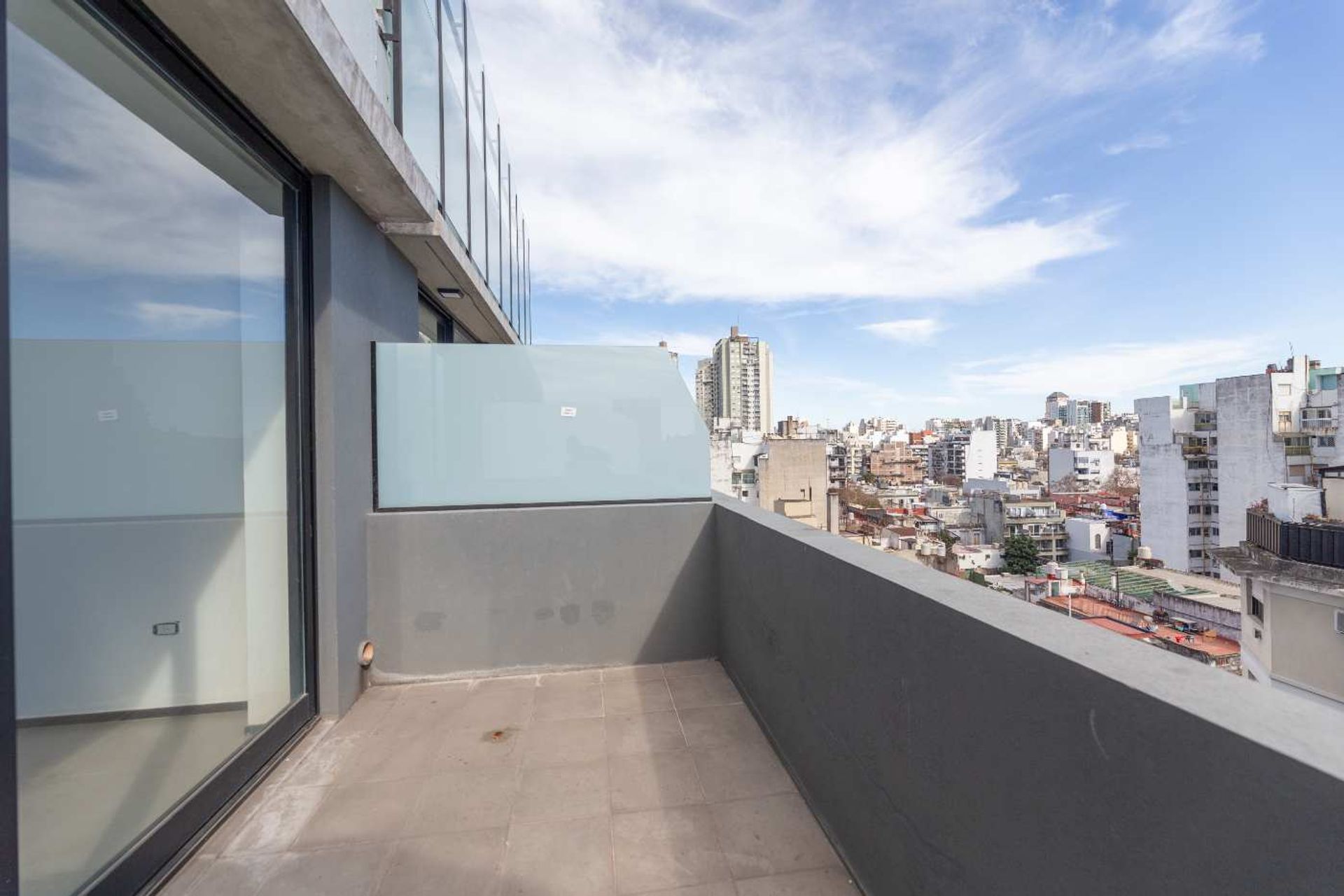 MONOAMBIENTE A ESTRENAR | FULL AMENITIES - 4