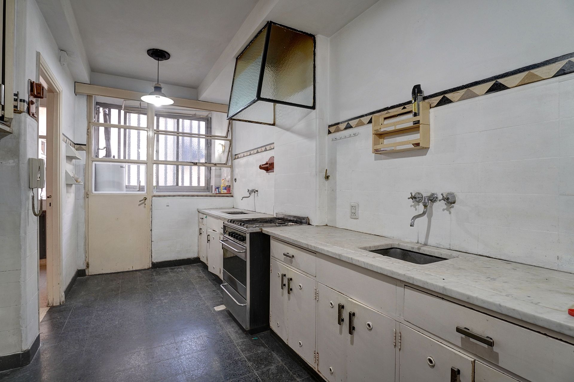 Departamento en Venta en San Cristobal, Capital Federal