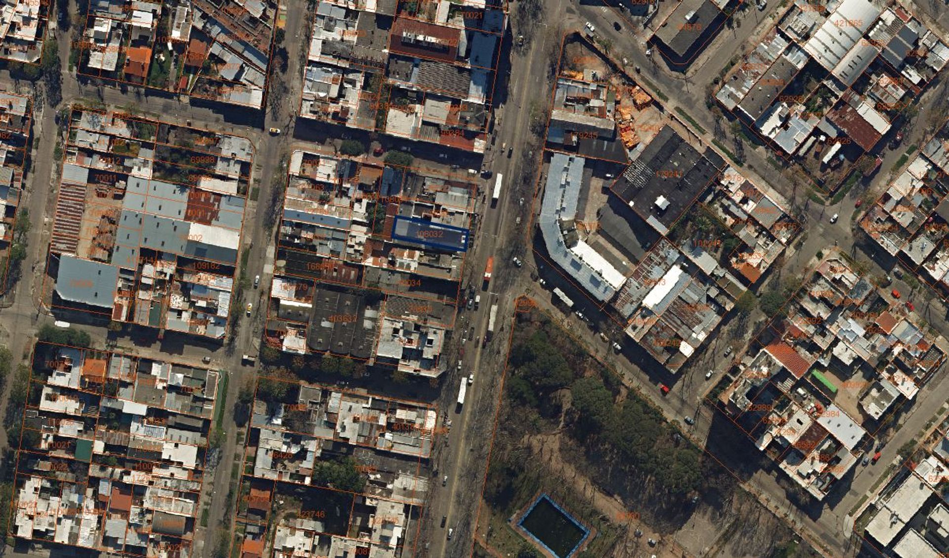 Venta de TERRENO sobre 8 de octubre - 7